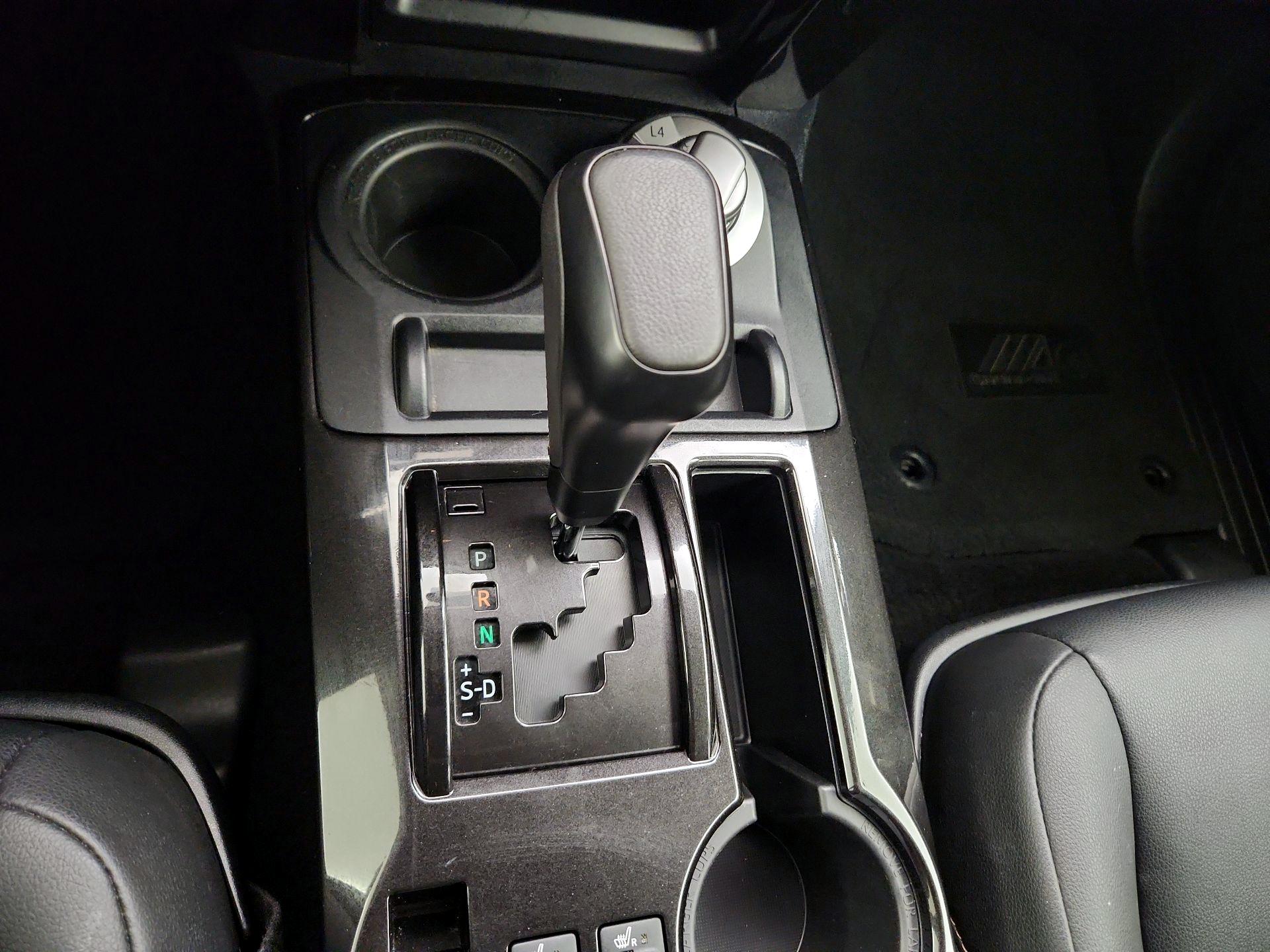 Thumbnail: 2023 Toyota 4Runner - 16