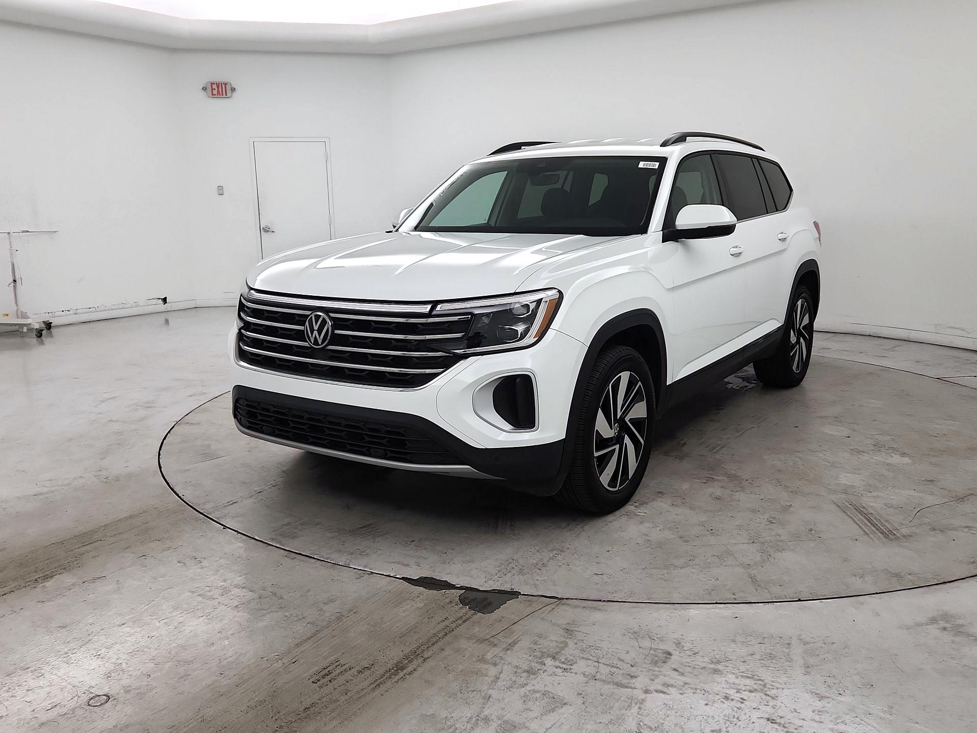 Thumbnail: 2024 Volkswagen Atlas - 3