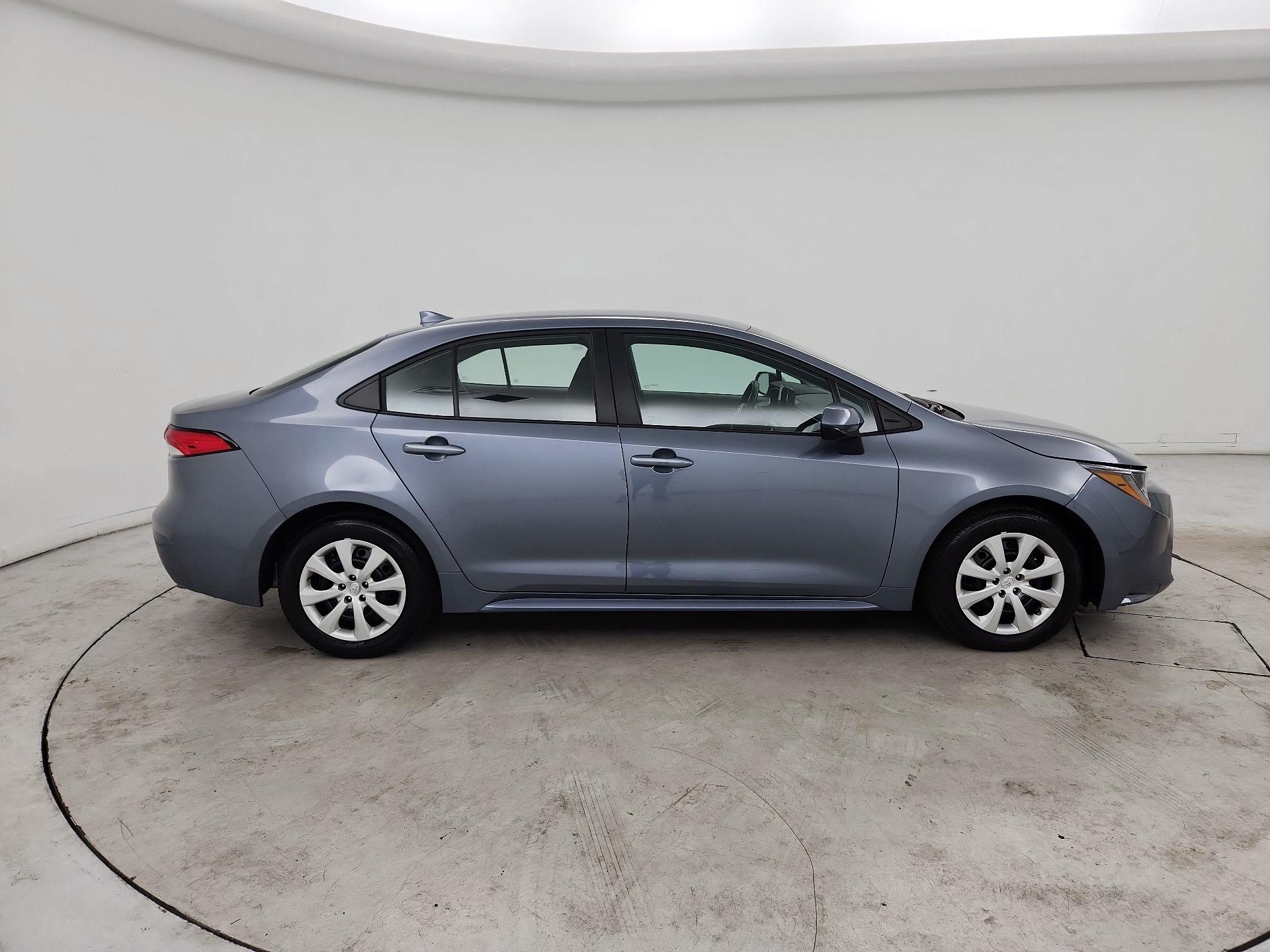 Thumbnail: 2025 Toyota Corolla - 4