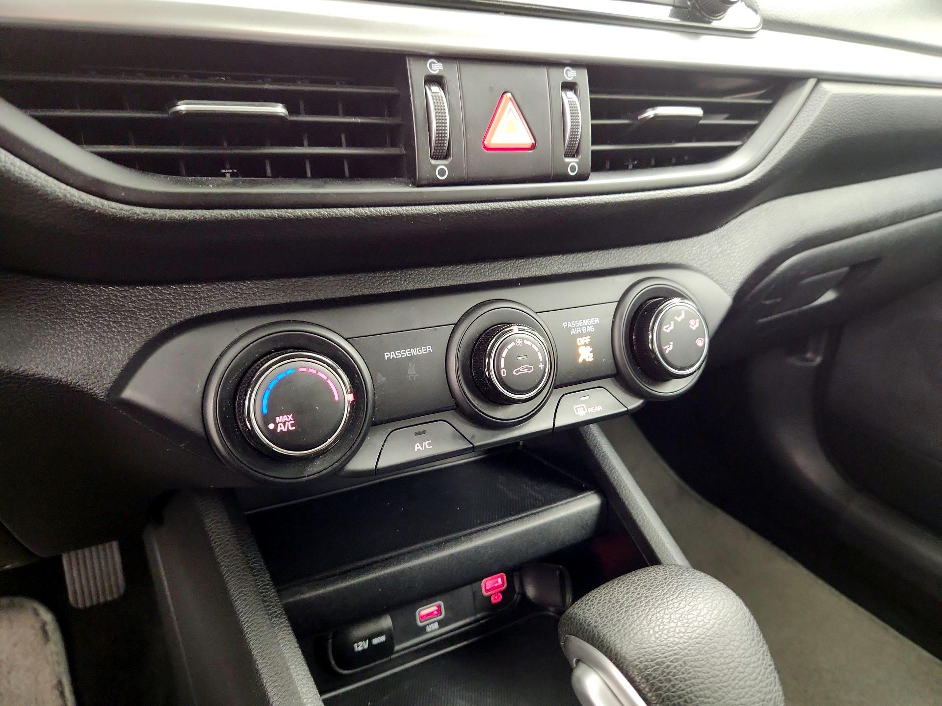 Thumbnail: 2024 Kia Forte - 14