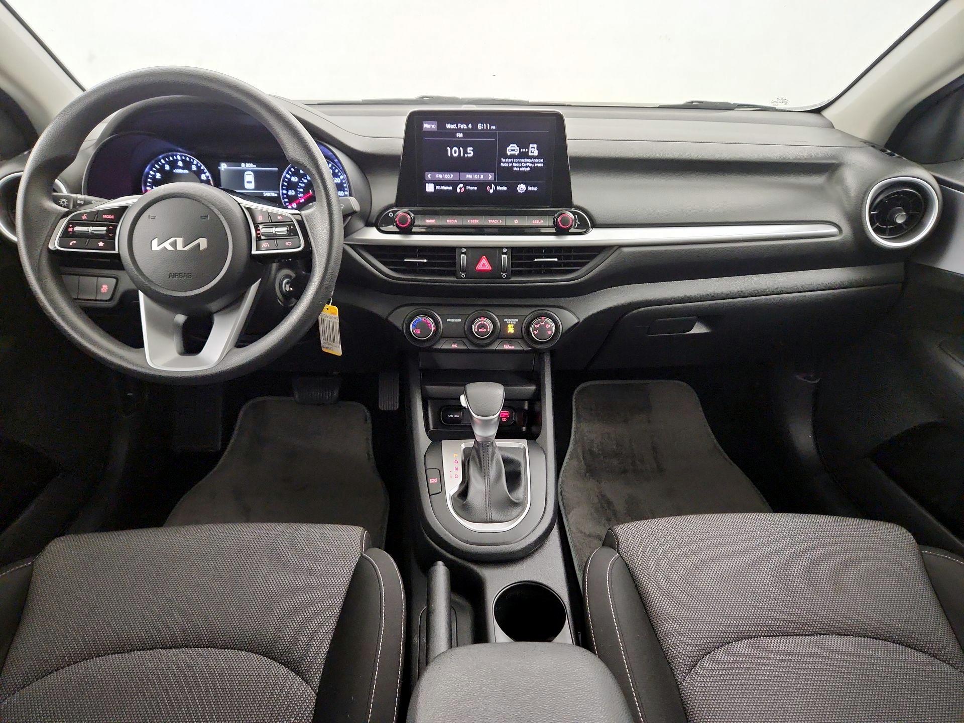 Thumbnail: 2024 Kia Forte - 8