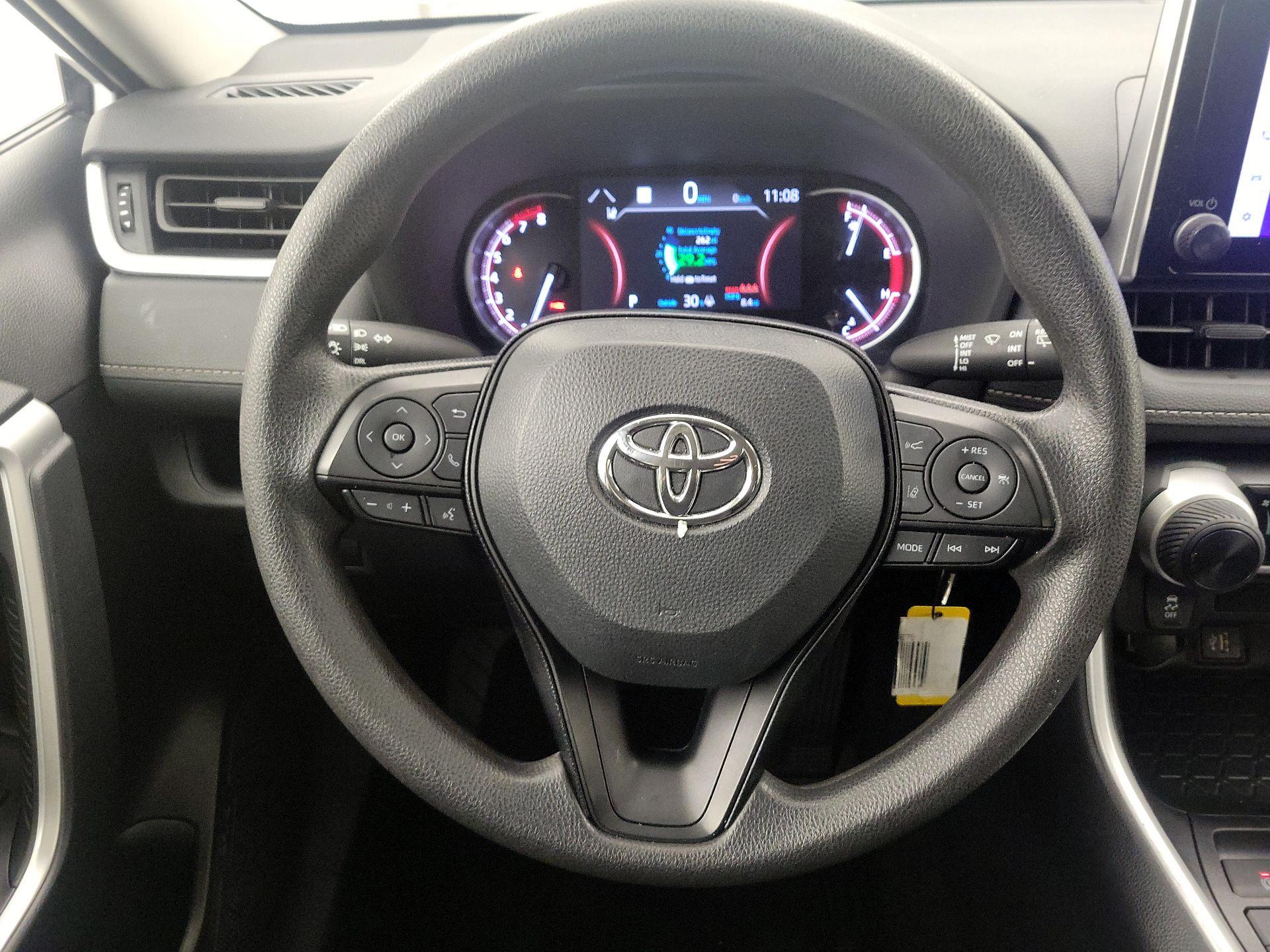 Thumbnail: 2024 Toyota RAV4 - 10