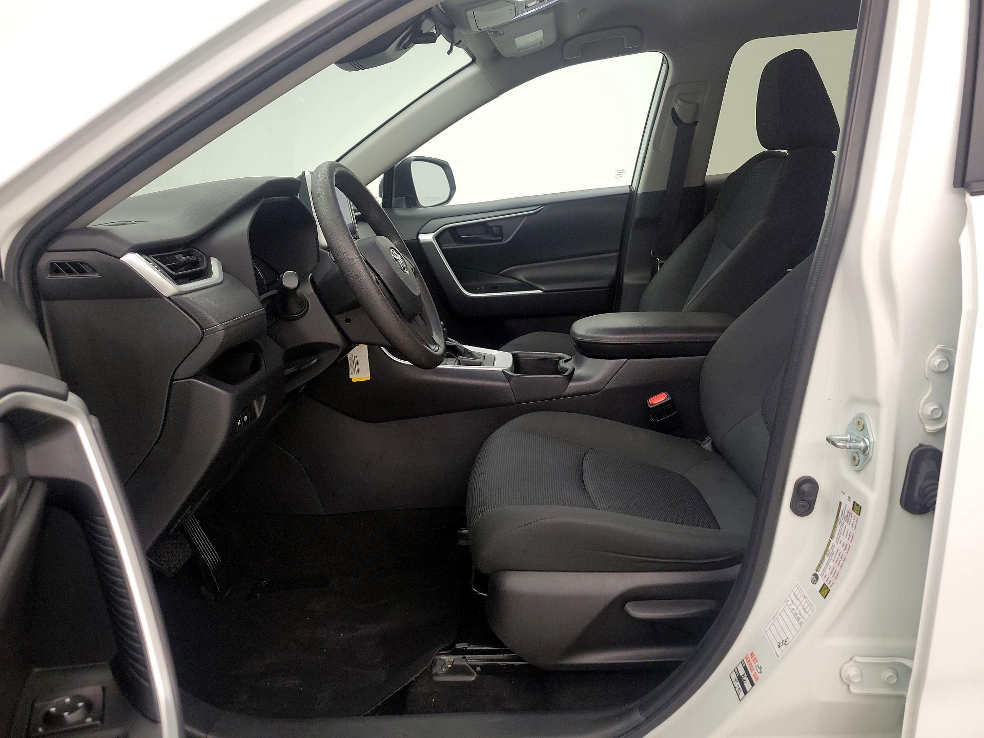 Thumbnail: 2024 Toyota RAV4 - 11