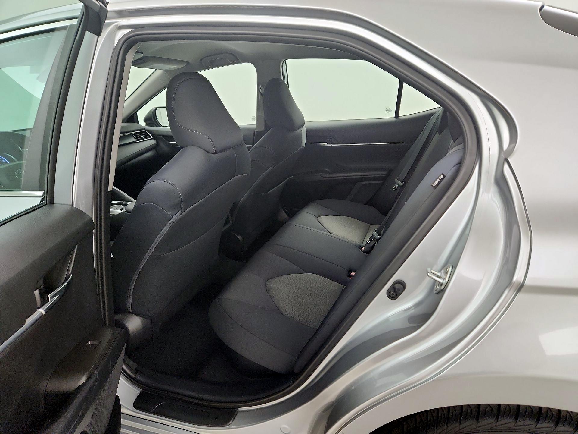 Thumbnail: 2022 Toyota Camry - 17