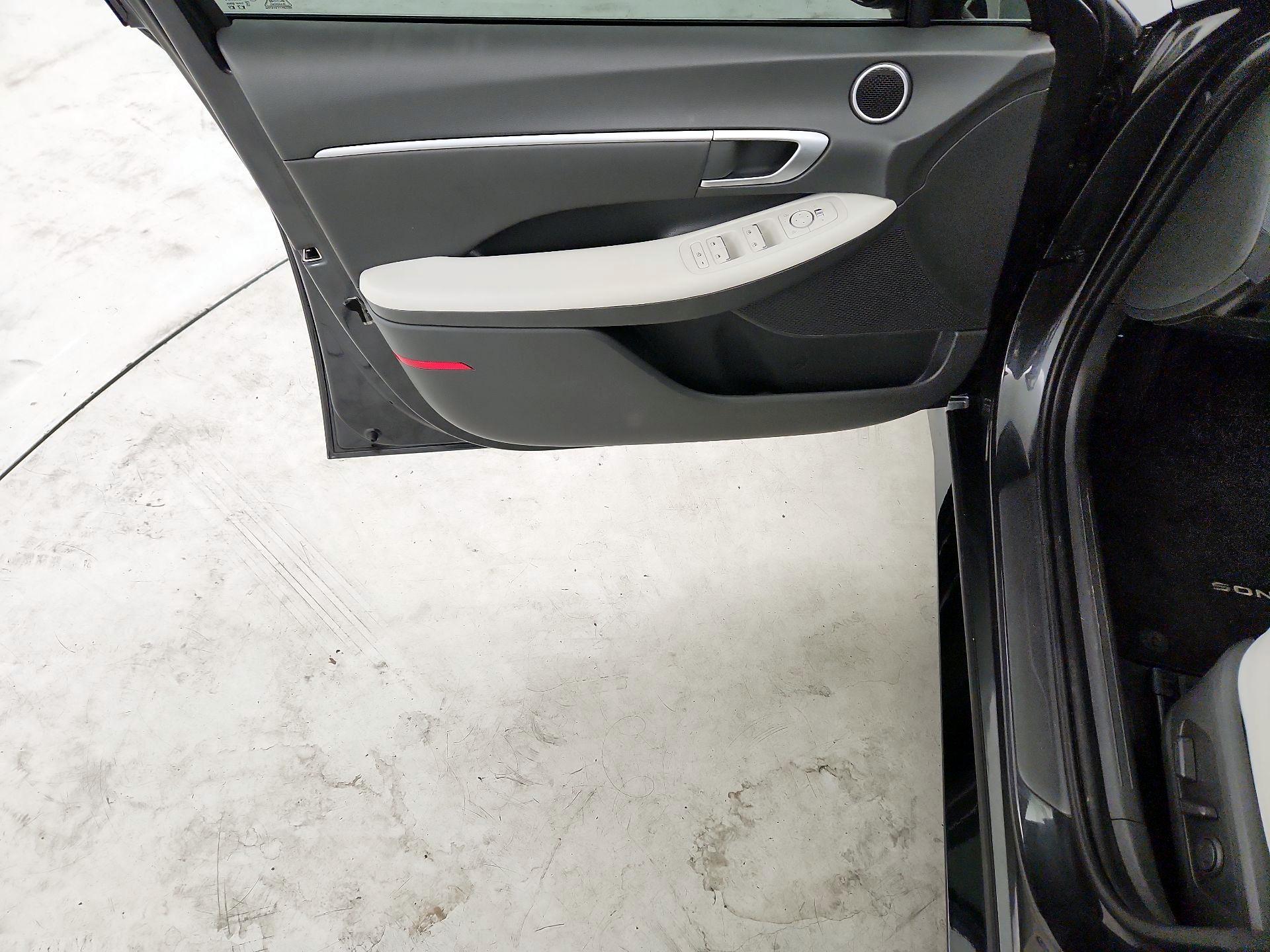 Thumbnail: 2024 Hyundai Sonata - 10