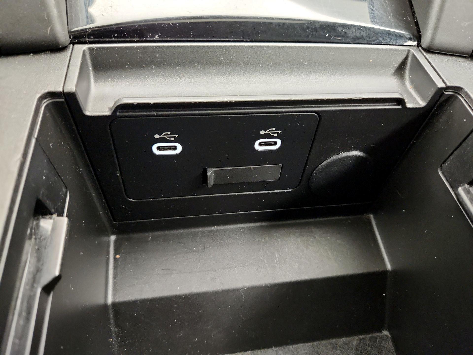 Thumbnail: 2025 Mazda Mazda3 - 16