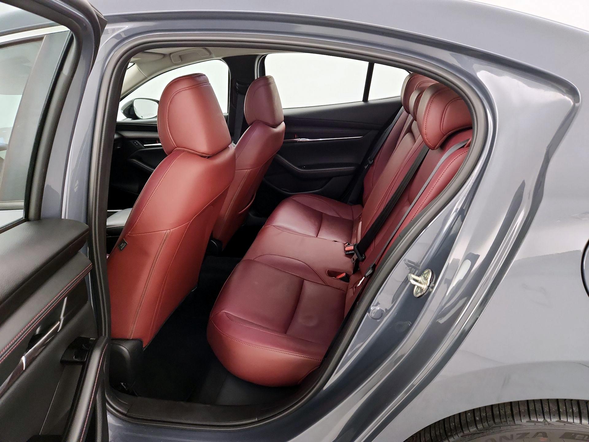 Thumbnail: 2025 Mazda Mazda3 - 18