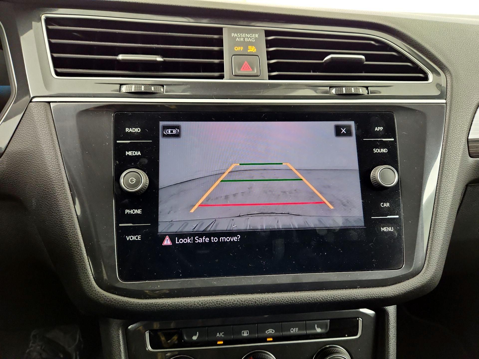 Thumbnail: 2024 Volkswagen Tiguan - 12