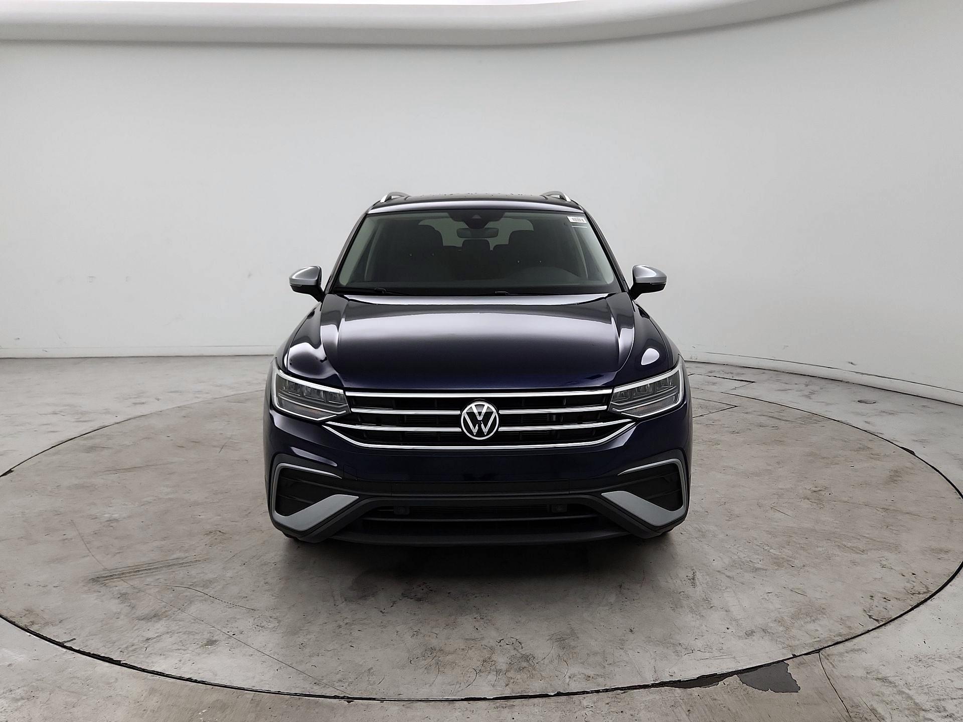 Thumbnail: 2024 Volkswagen Tiguan - 2
