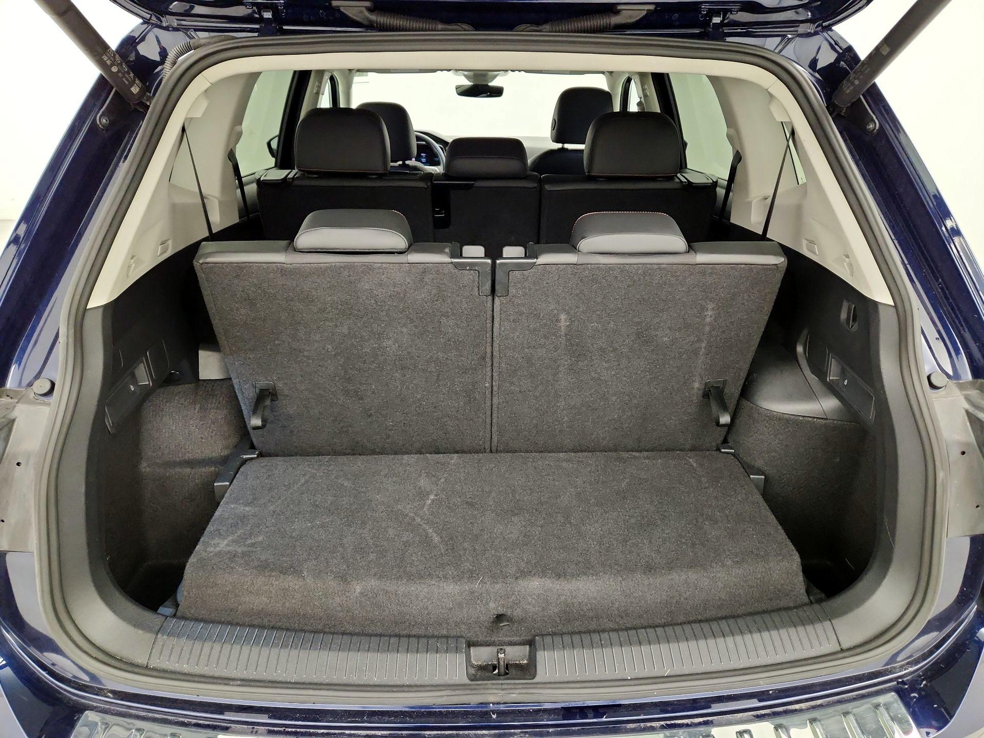 Thumbnail: 2024 Volkswagen Tiguan - 20