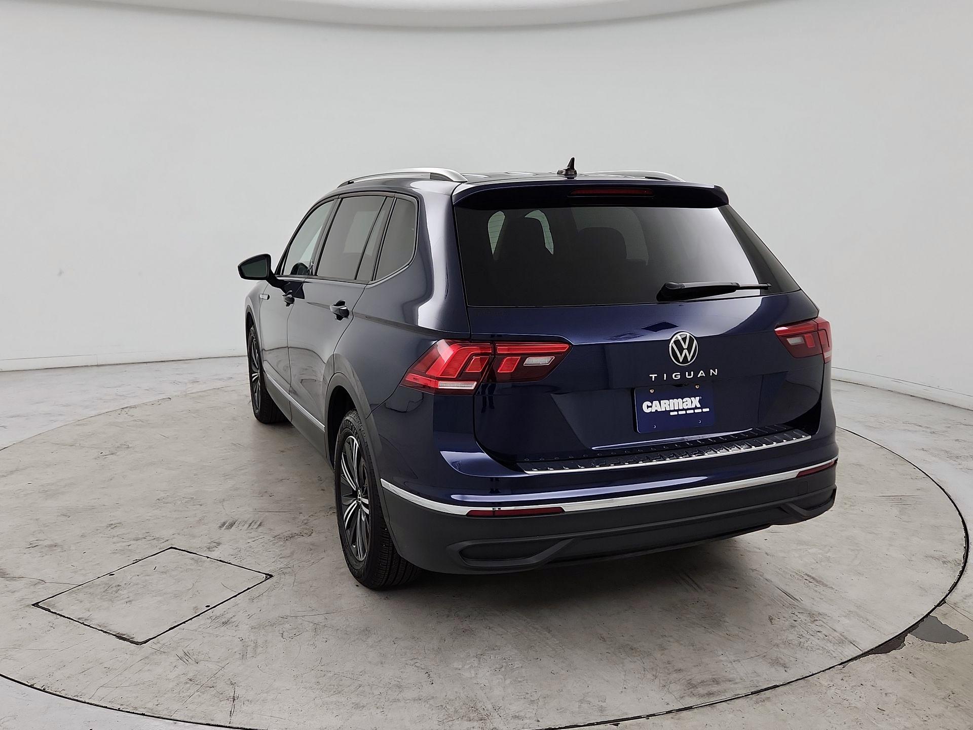 Thumbnail: 2024 Volkswagen Tiguan - 7