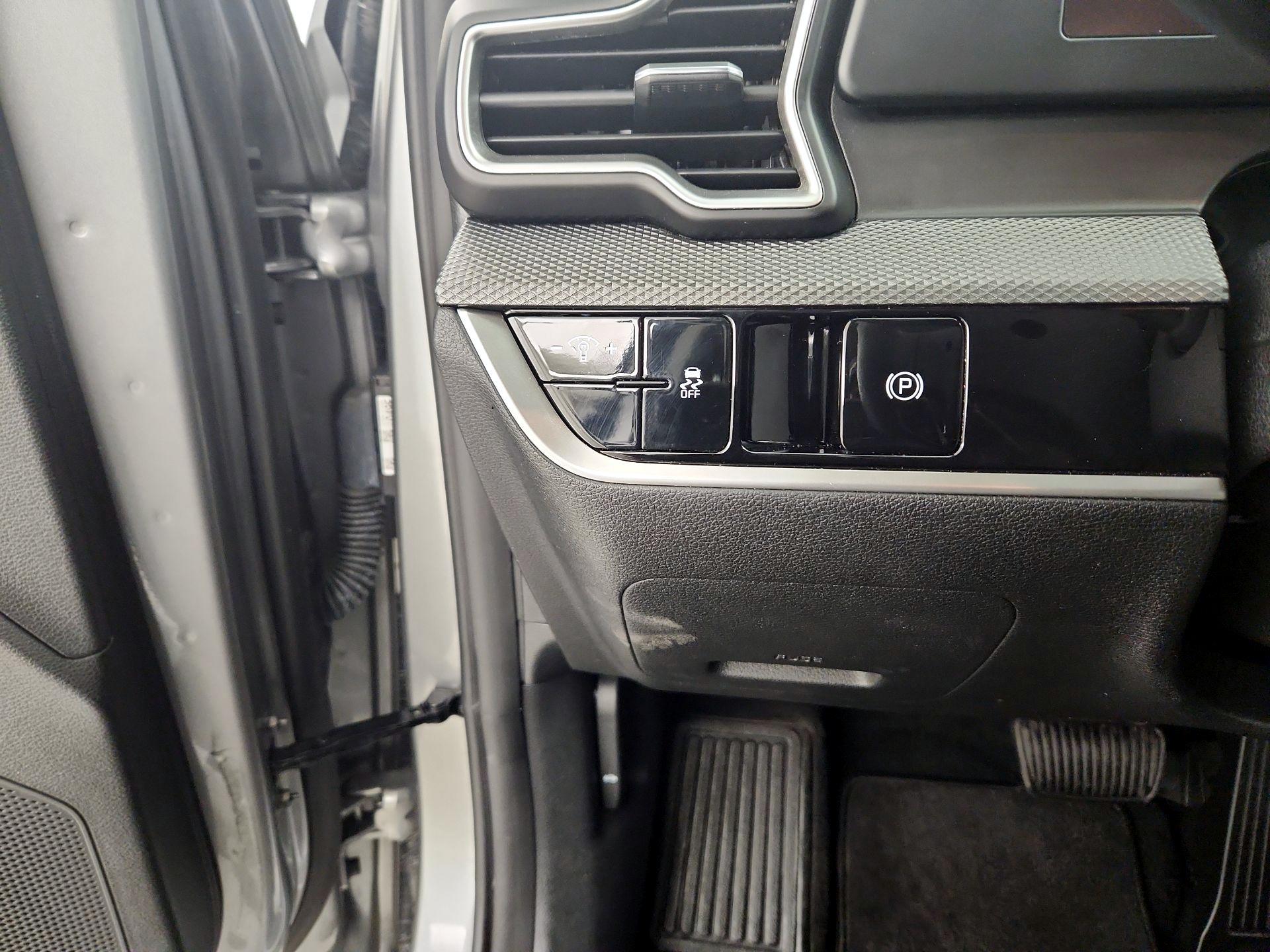 Thumbnail: 2024 Kia Sportage - 11