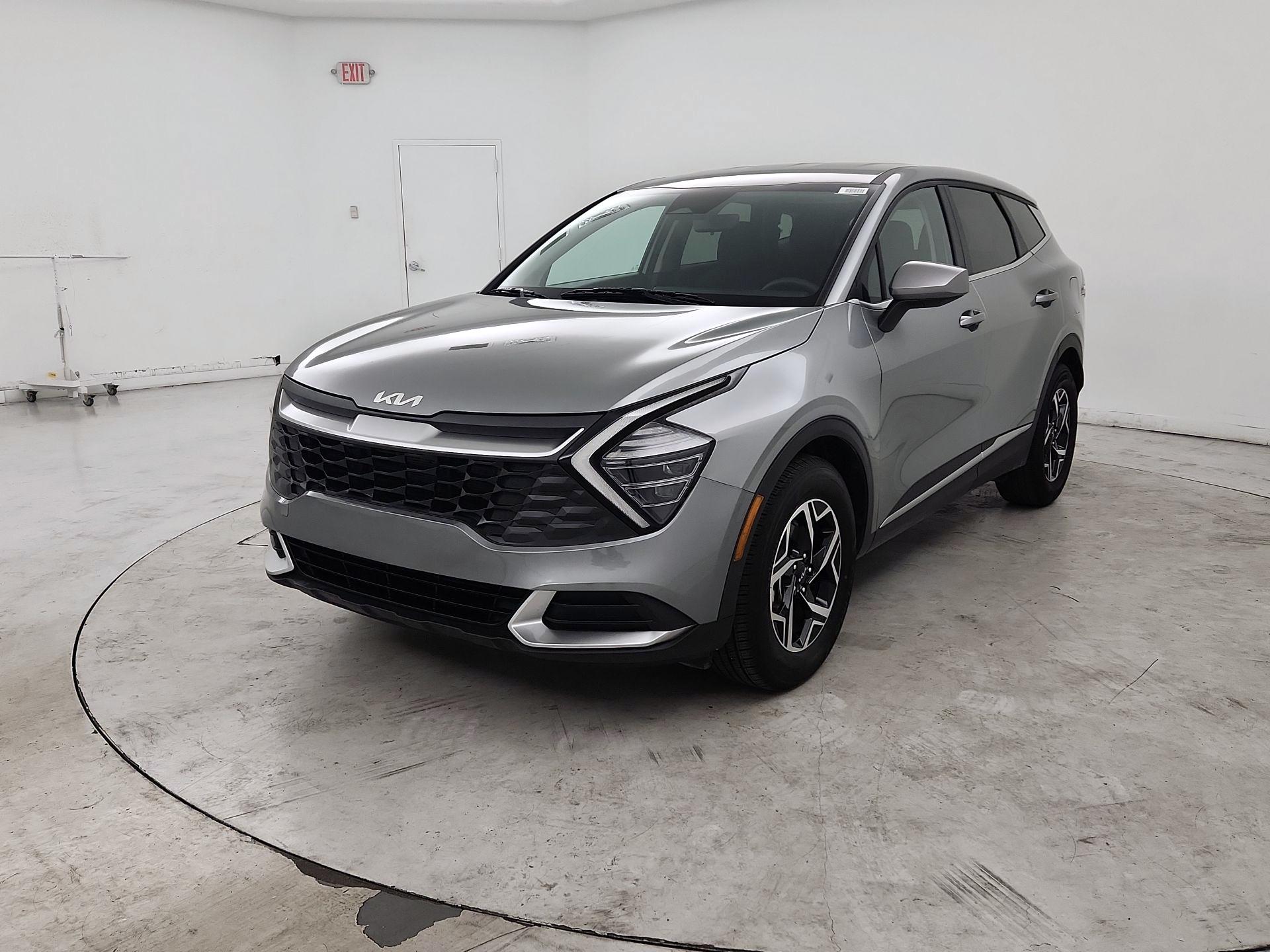 Thumbnail: 2024 Kia Sportage - 3