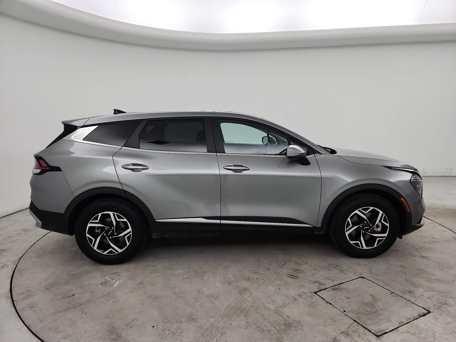 Thumbnail: 2024 Kia Sportage - 4