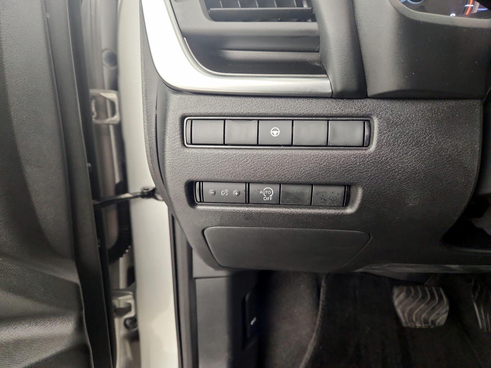 Thumbnail: 2023 Nissan Rogue - 11