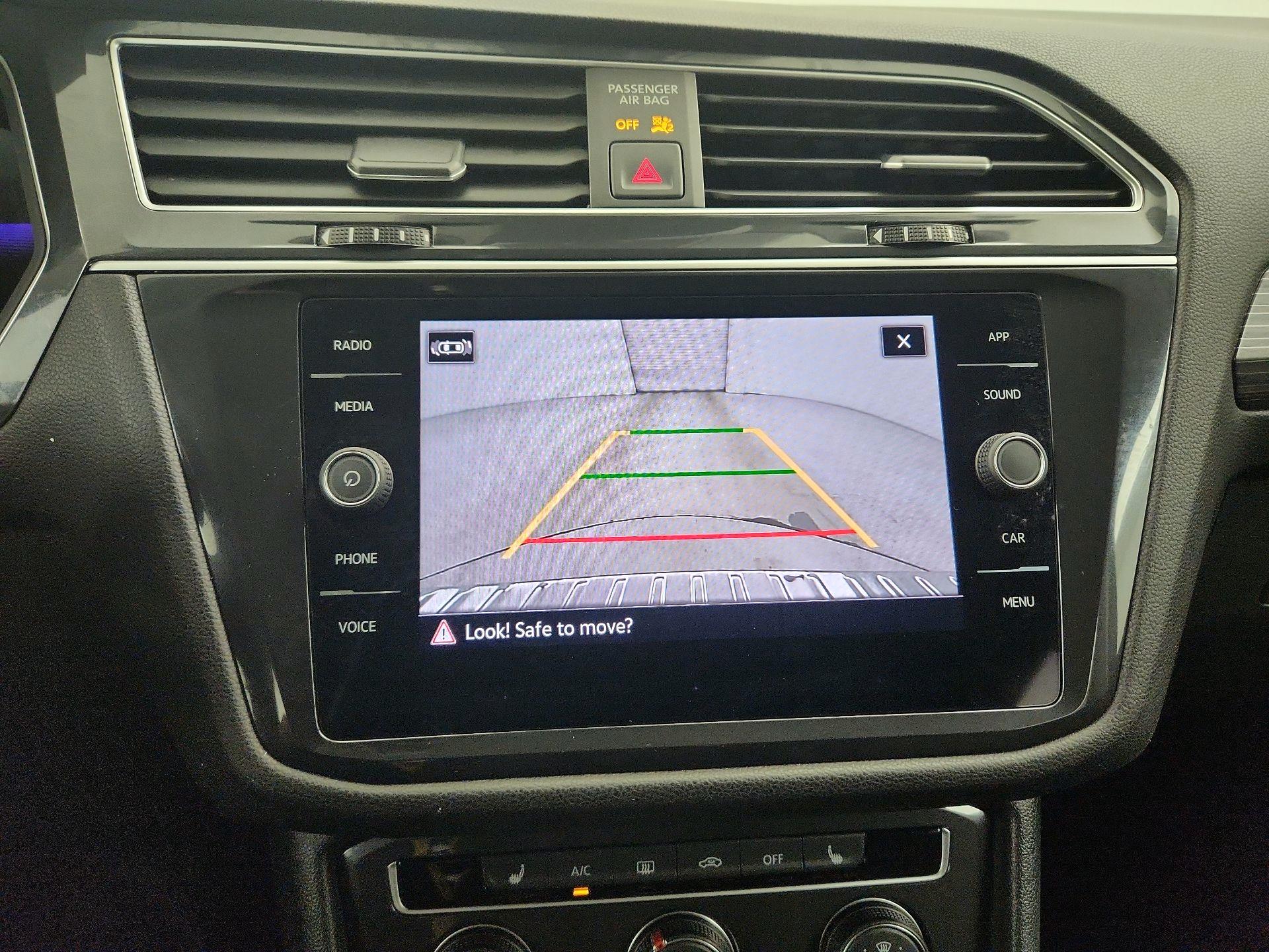 Thumbnail: 2024 Volkswagen Tiguan - 12