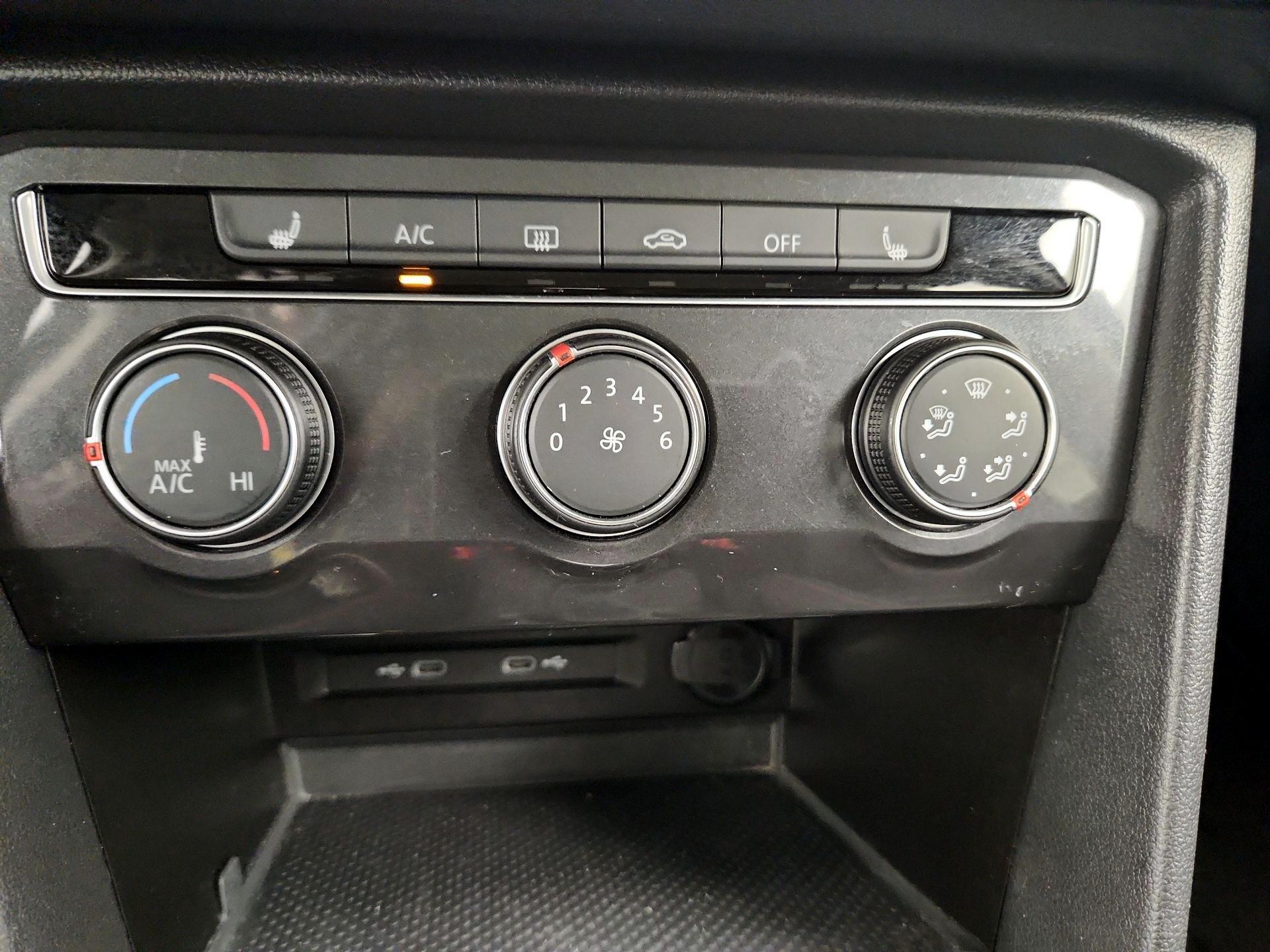 Thumbnail: 2024 Volkswagen Tiguan - 14