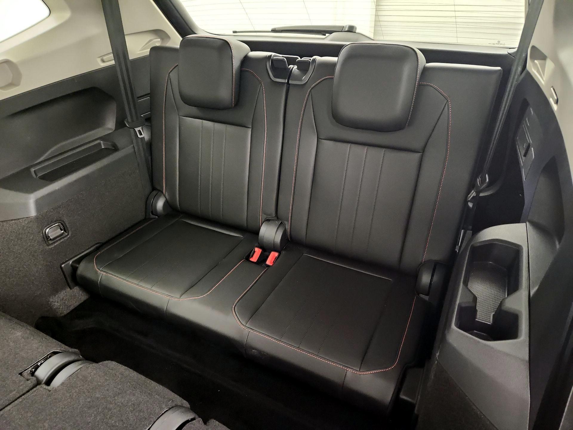 Thumbnail: 2024 Volkswagen Tiguan - 19