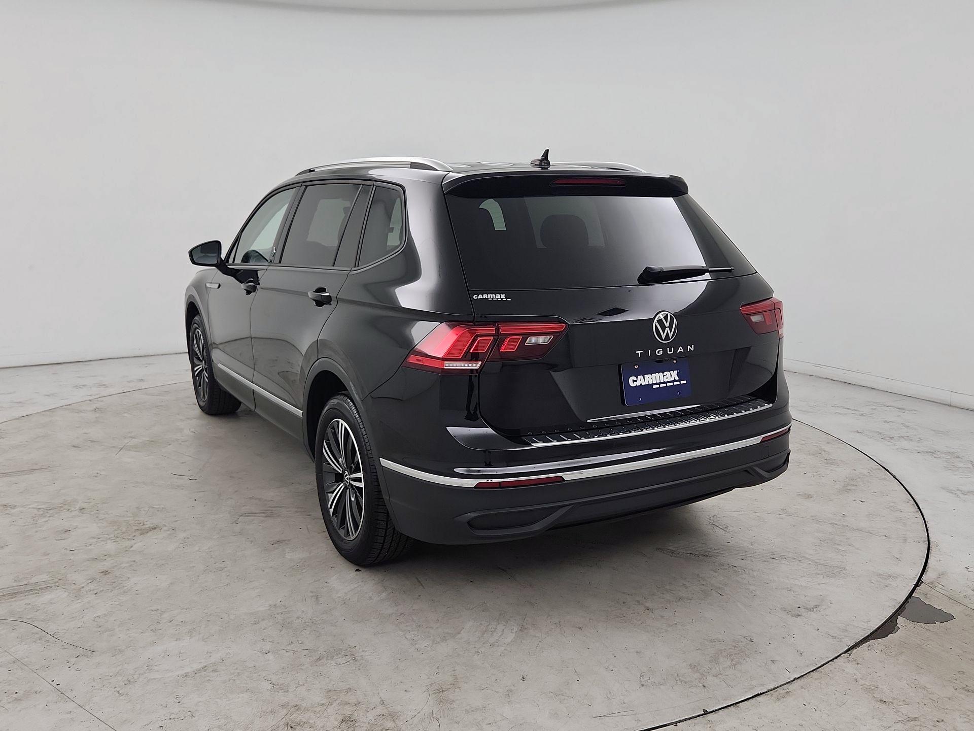 Thumbnail: 2024 Volkswagen Tiguan - 7