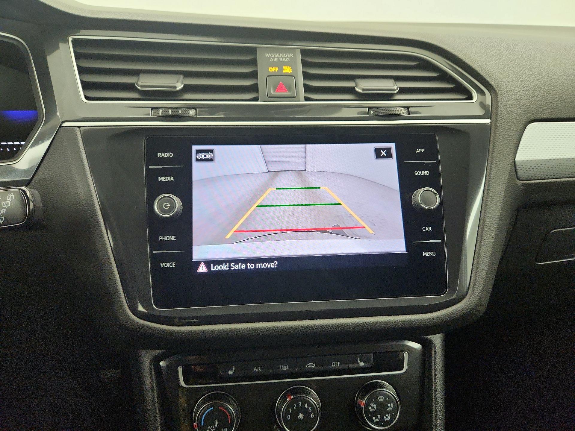 Thumbnail: 2024 Volkswagen Tiguan - 12