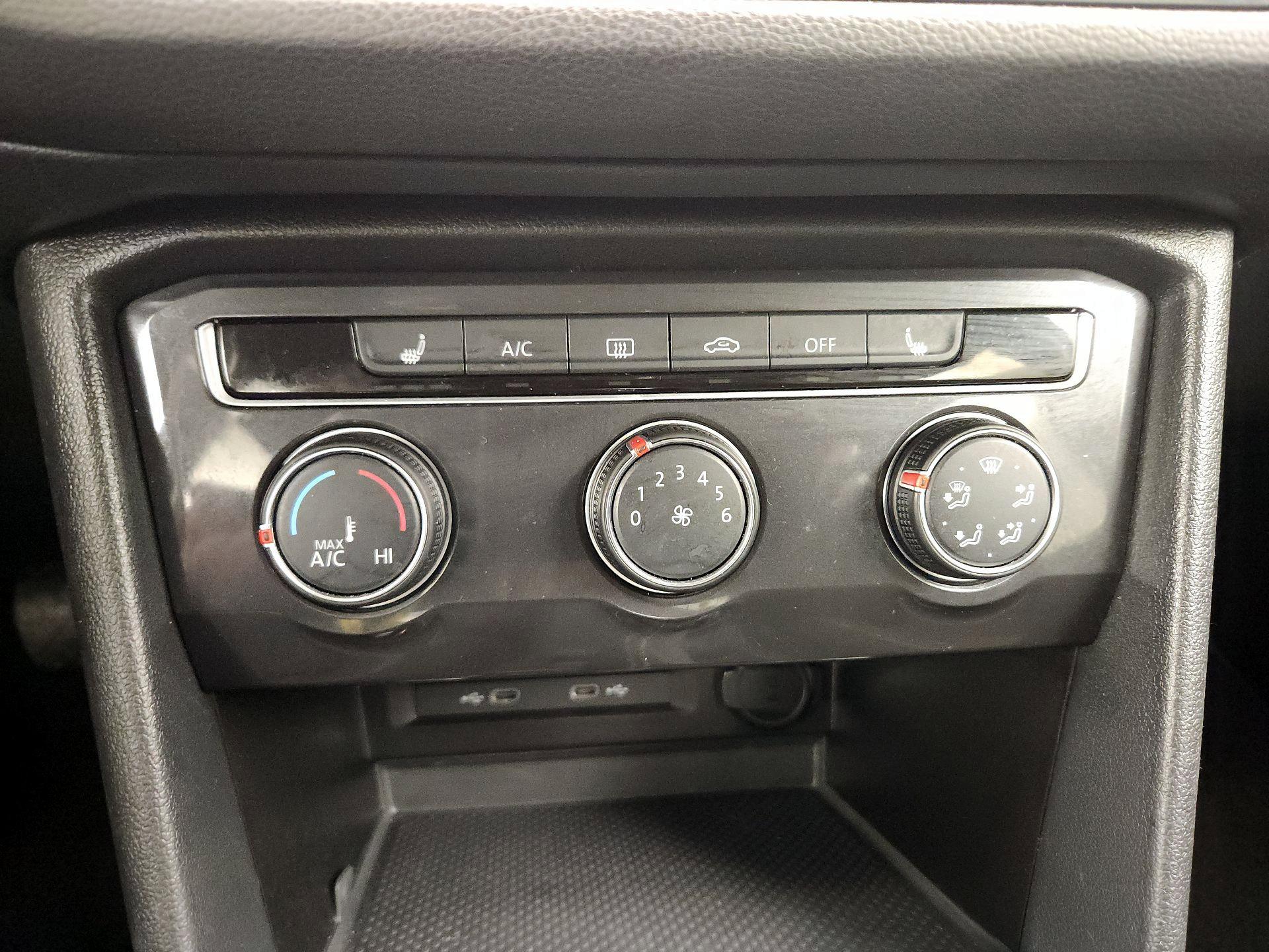 Thumbnail: 2024 Volkswagen Tiguan - 14