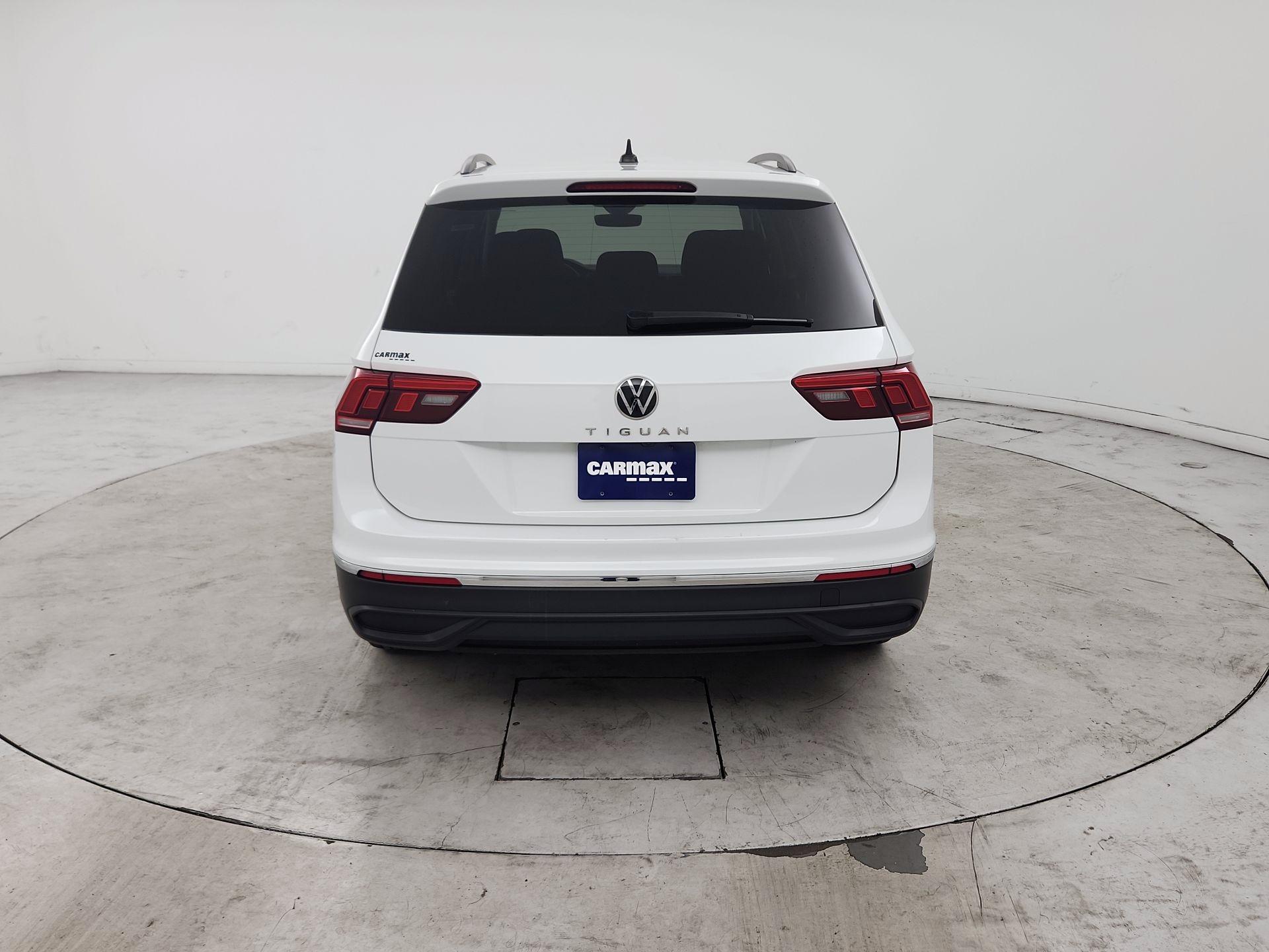 Thumbnail: 2024 Volkswagen Tiguan - 6