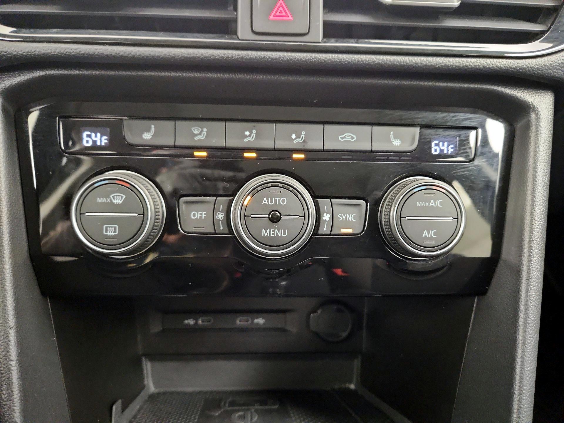 Thumbnail: 2024 Volkswagen Taos - 14