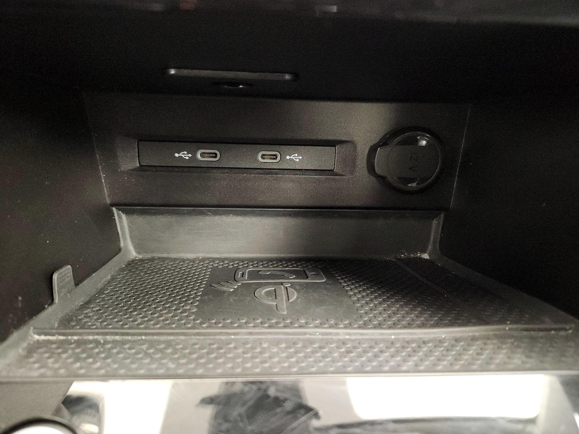 Thumbnail: 2024 Volkswagen Taos - 16