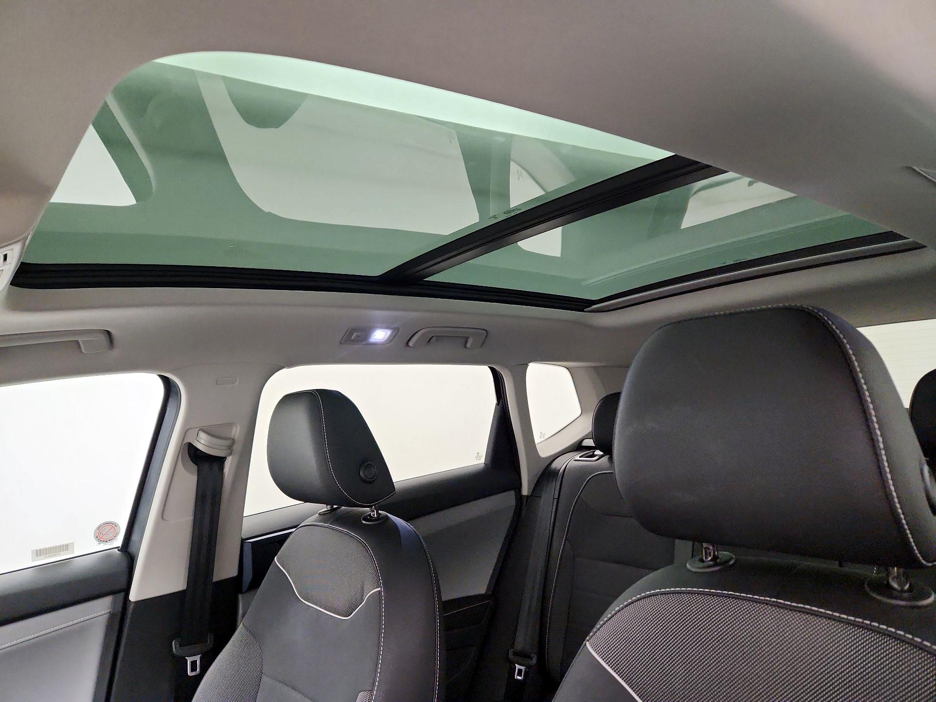 Thumbnail: 2024 Volkswagen Taos - 17