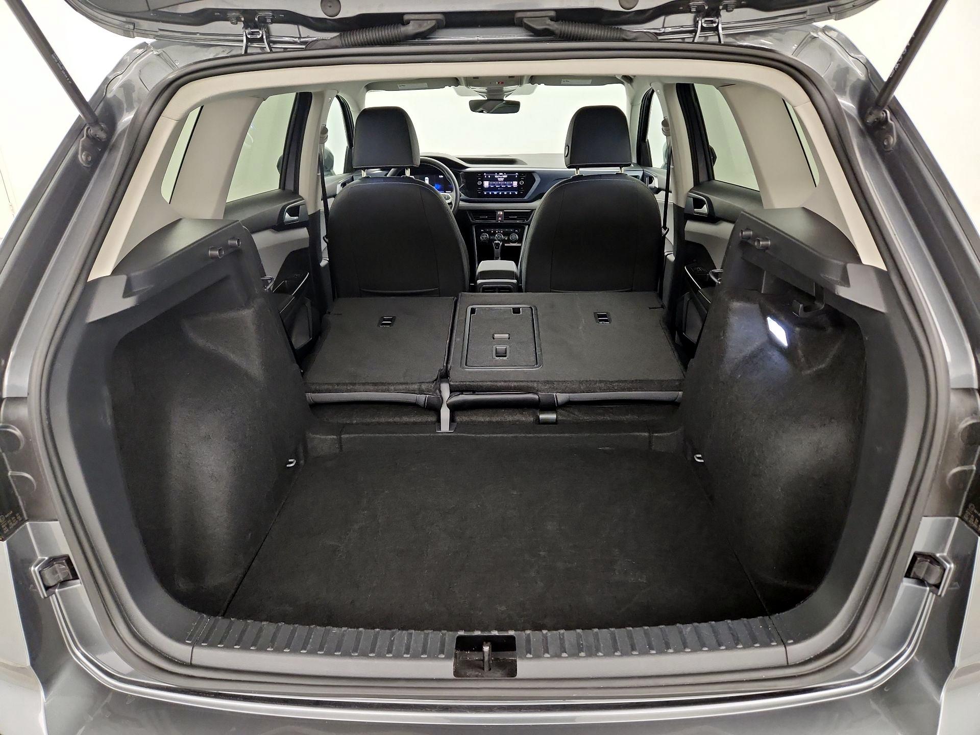 Thumbnail: 2024 Volkswagen Taos - 20