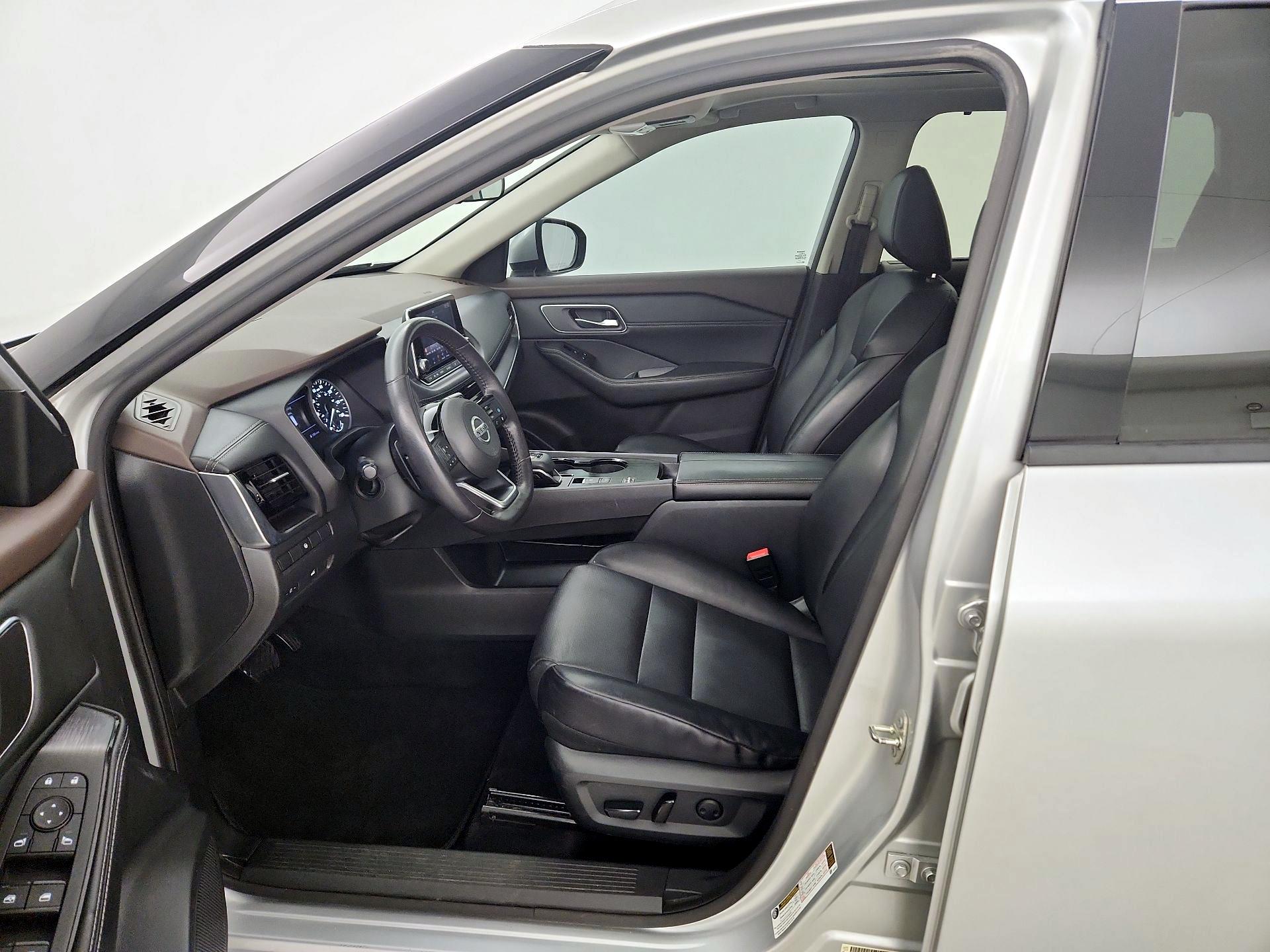 Thumbnail: 2021 Nissan Rogue - 9