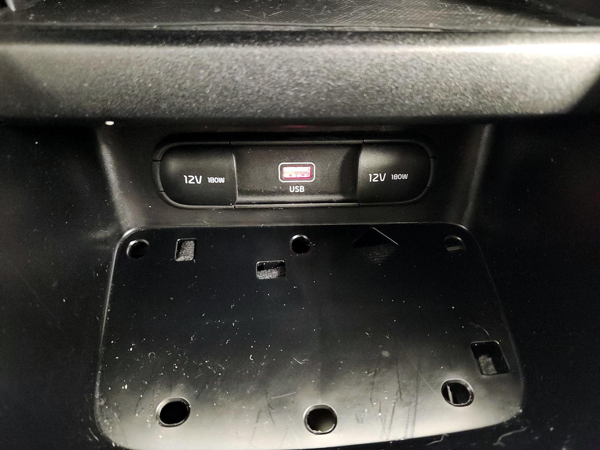 Thumbnail: 2023 Kia Forte - 16