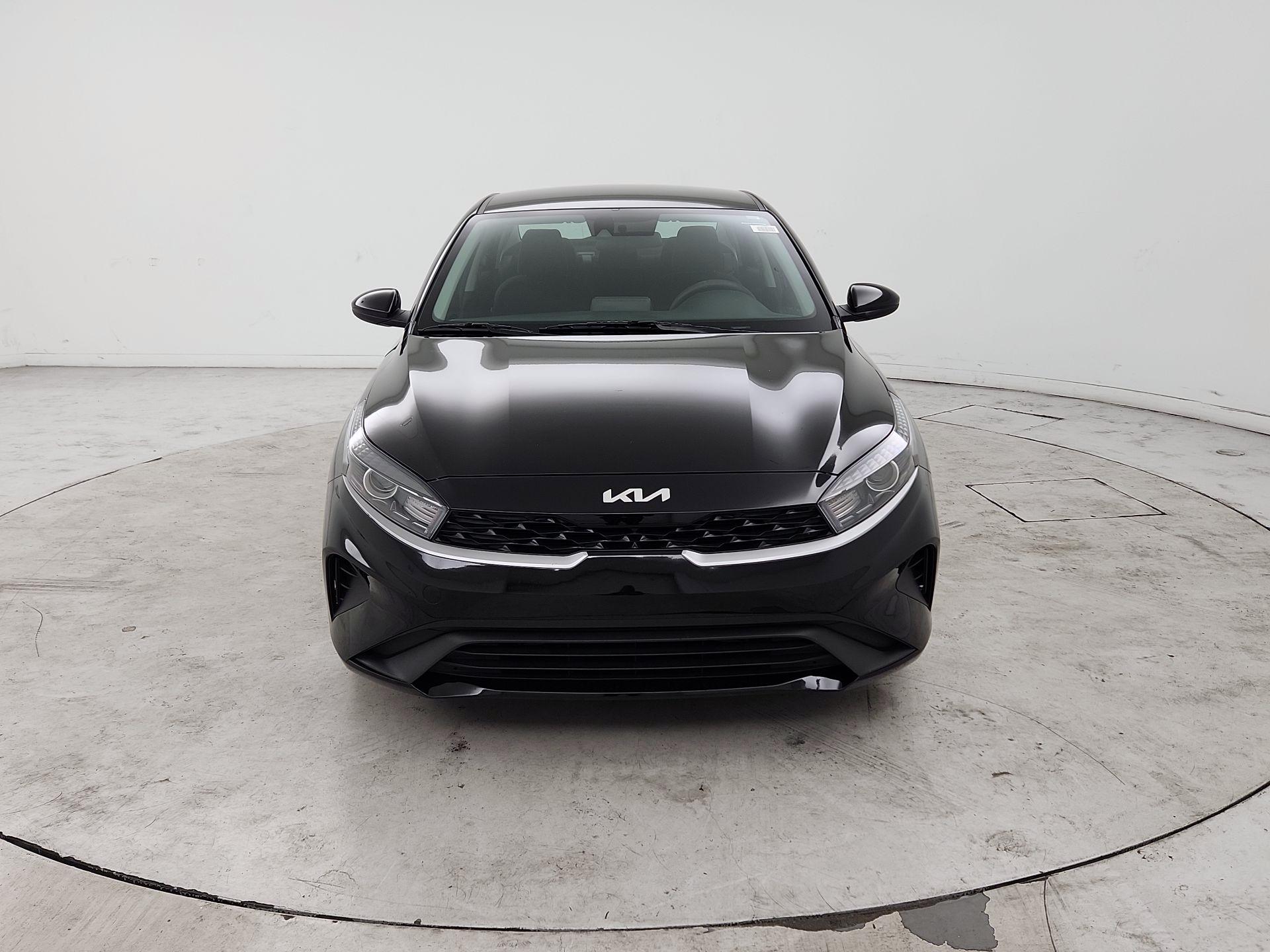 Thumbnail: 2023 Kia Forte - 2