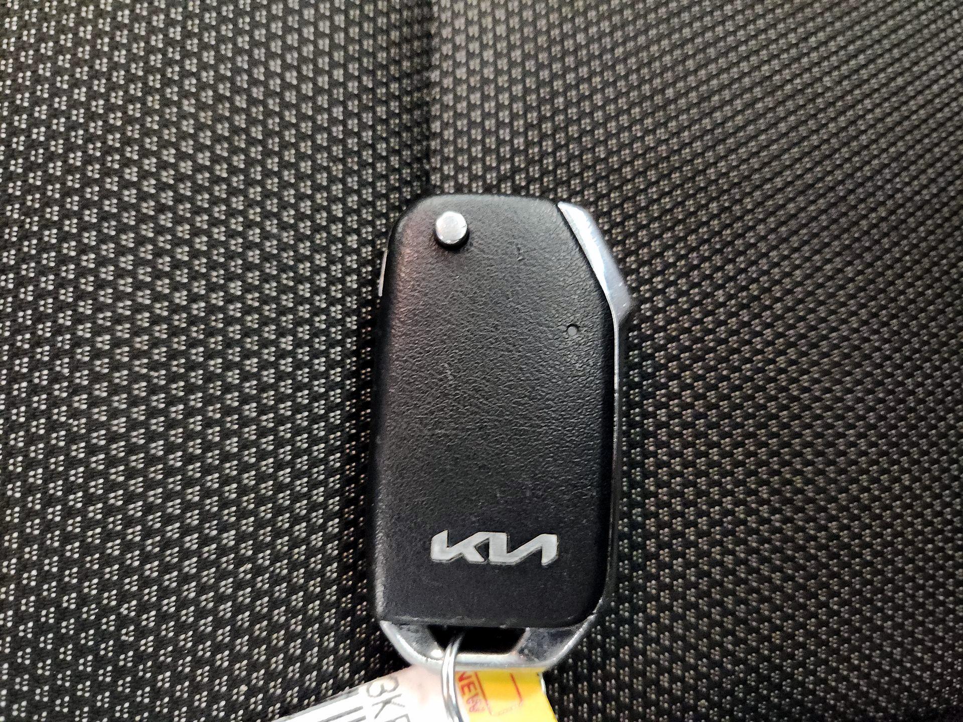 Thumbnail: 2023 Kia Forte - 20