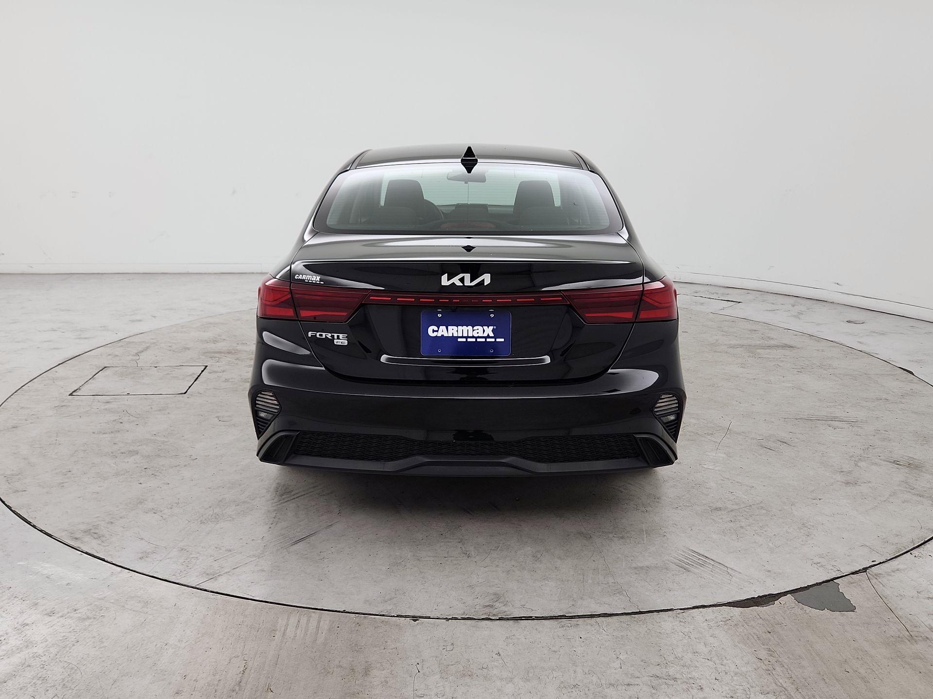 Thumbnail: 2023 Kia Forte - 6