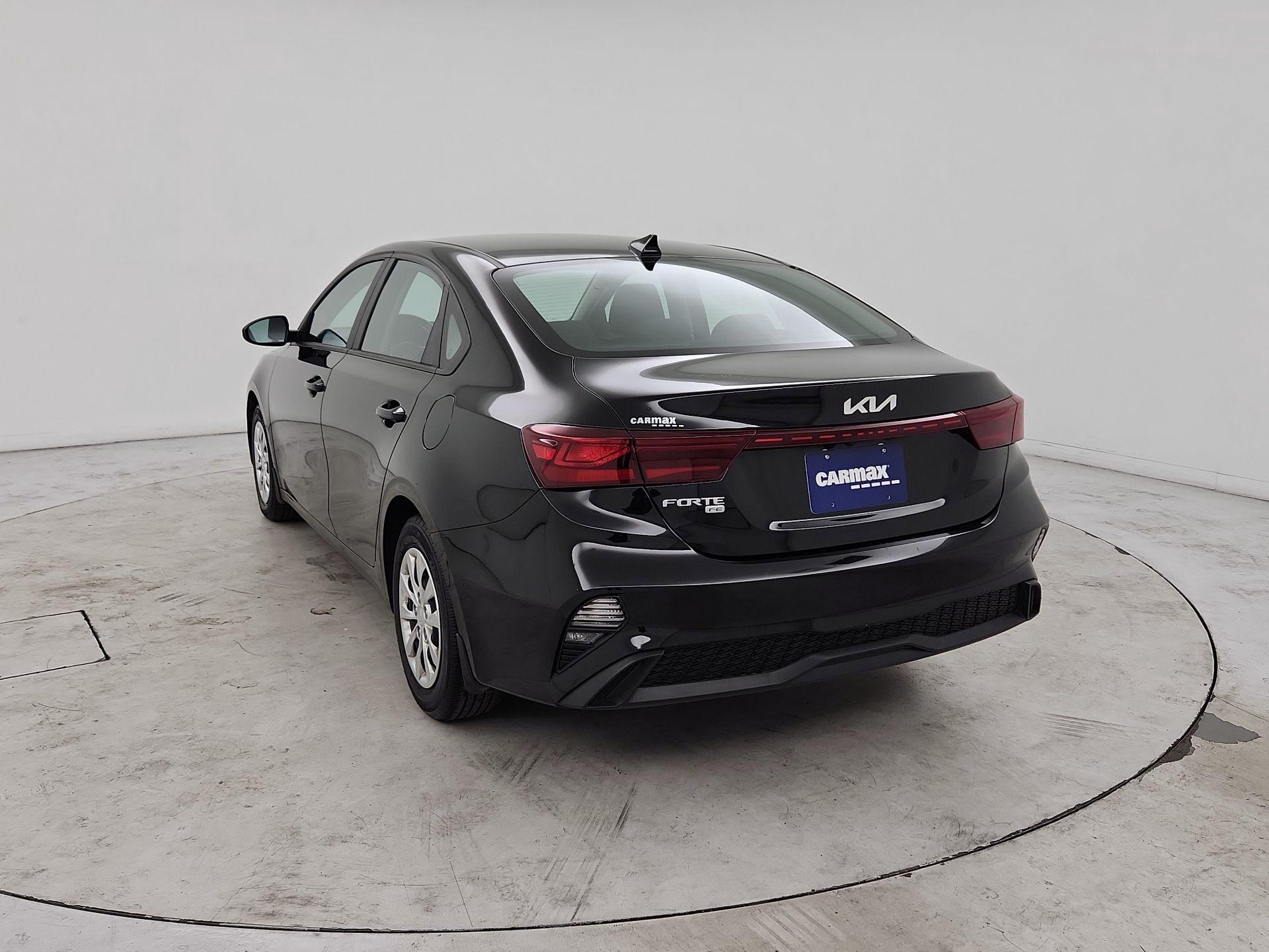 Thumbnail: 2023 Kia Forte - 7