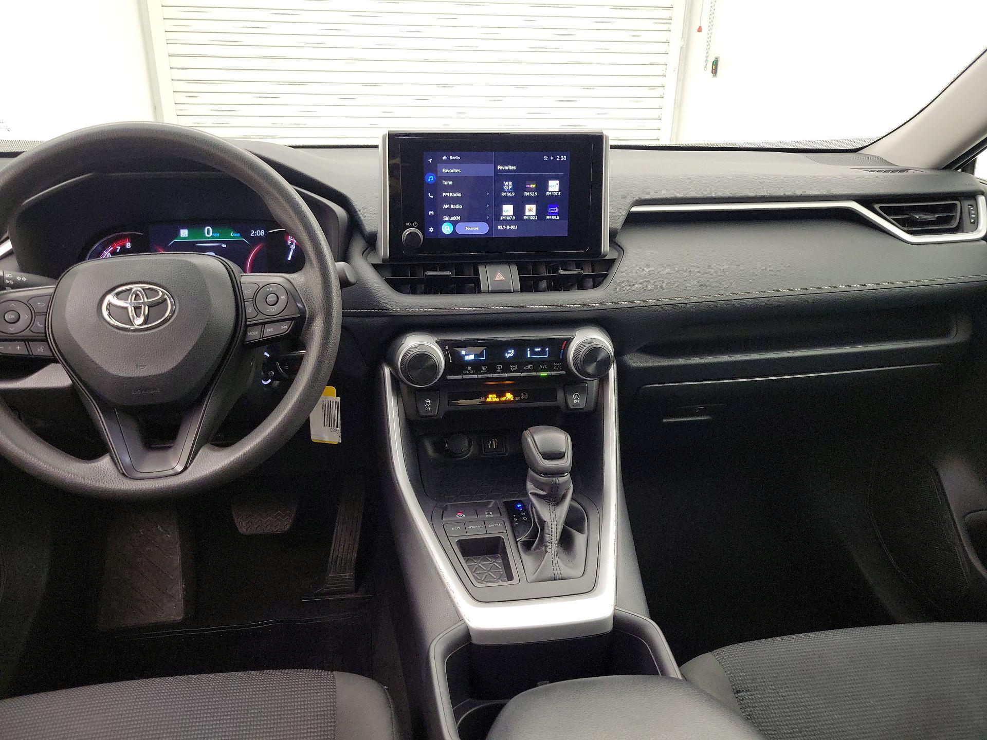 Thumbnail: 2024 Toyota RAV4 - 9