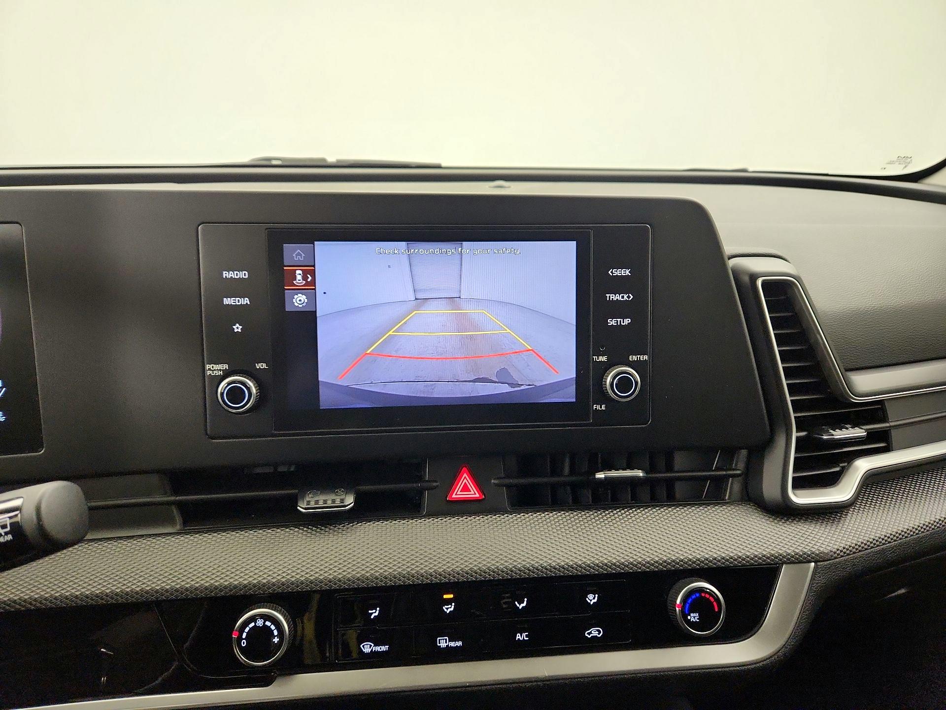 Thumbnail: 2024 Kia Sportage - 12