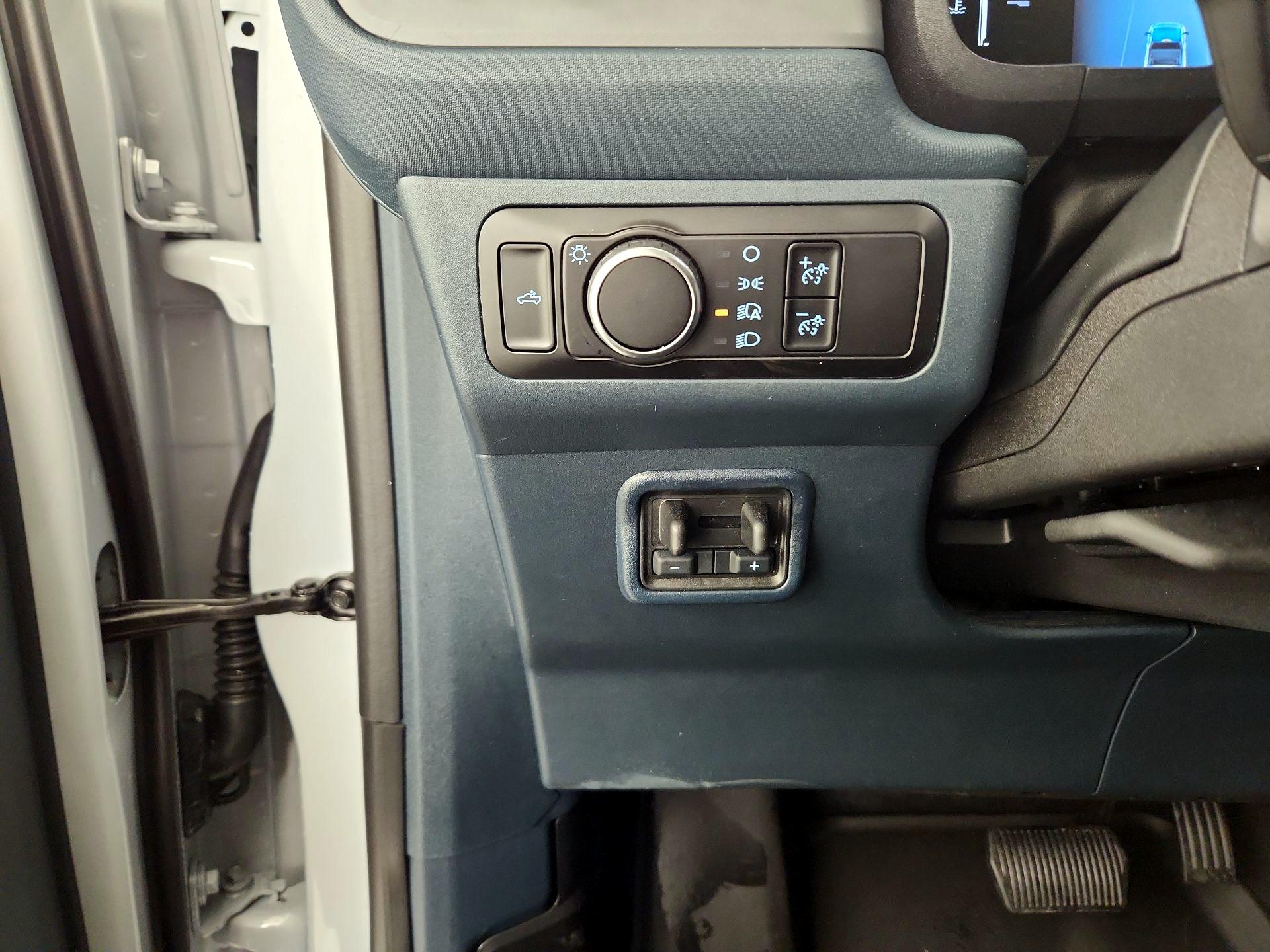 Thumbnail: 2025 Ford Maverick - 11