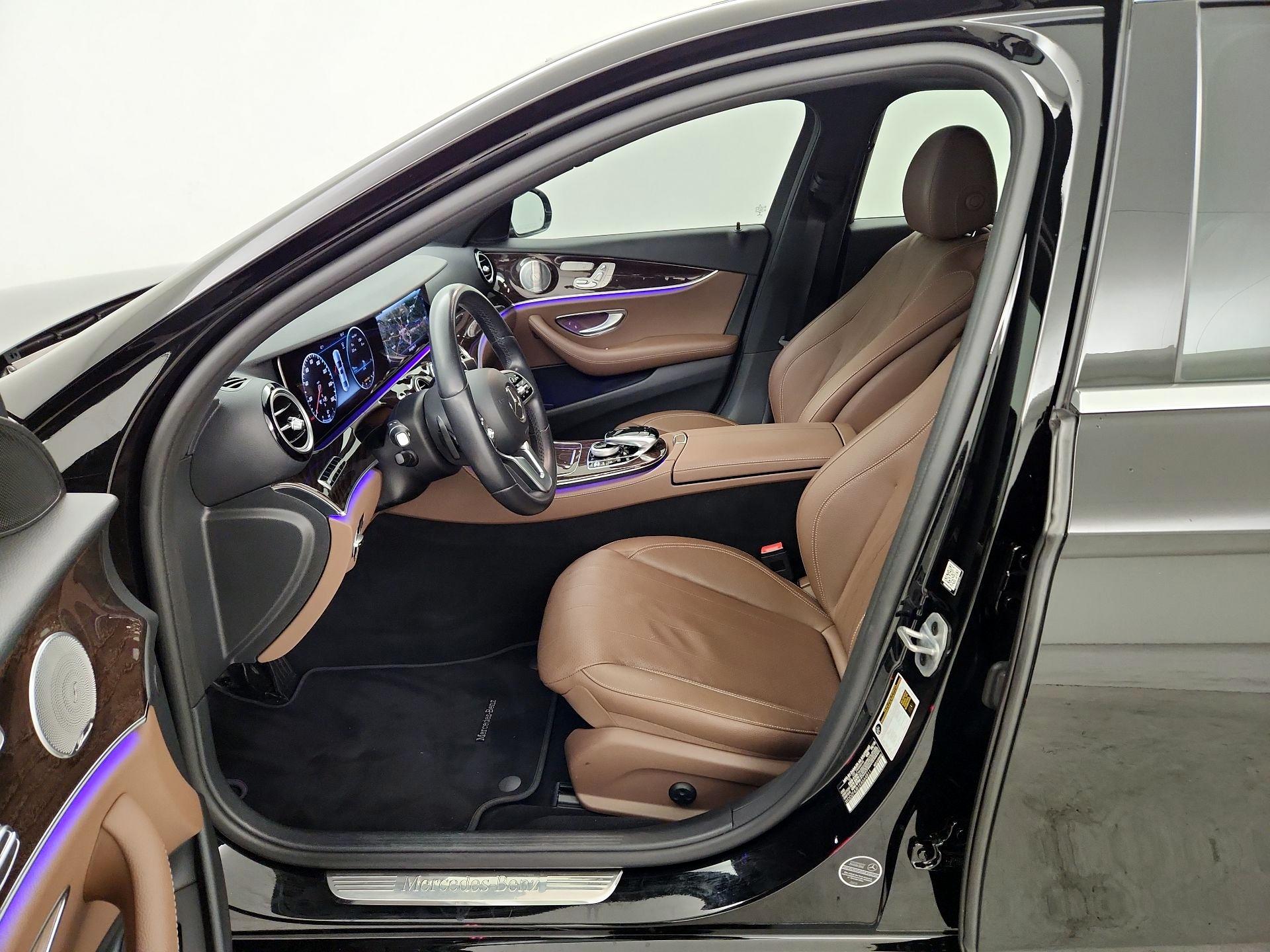 Thumbnail: 2019 Mercedes-Benz E-Class - 9