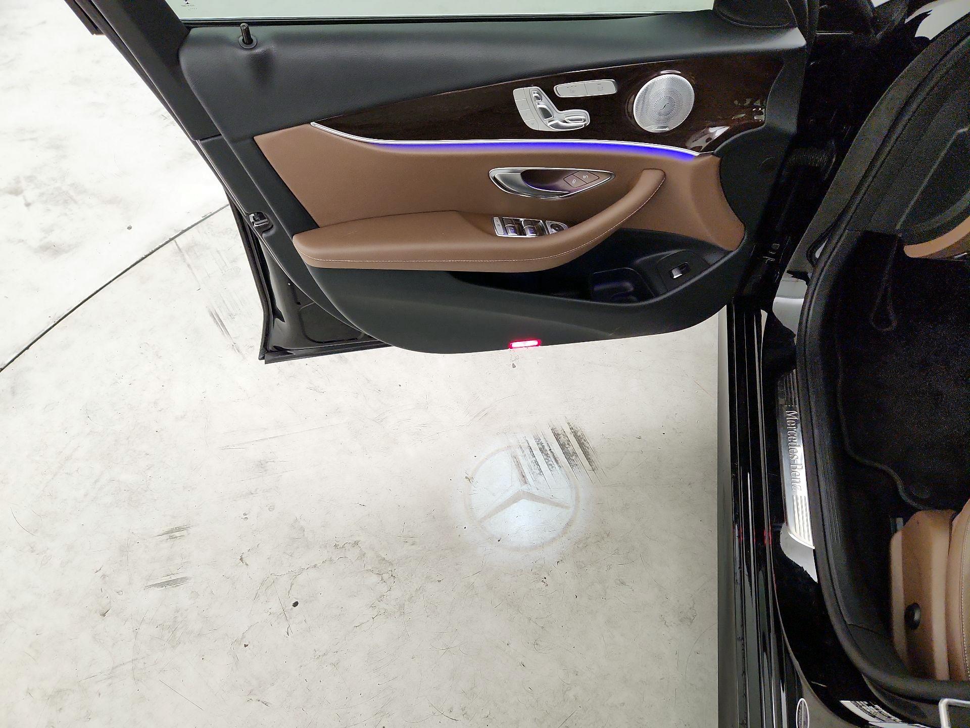 Thumbnail: 2019 Mercedes-Benz E-Class - 10