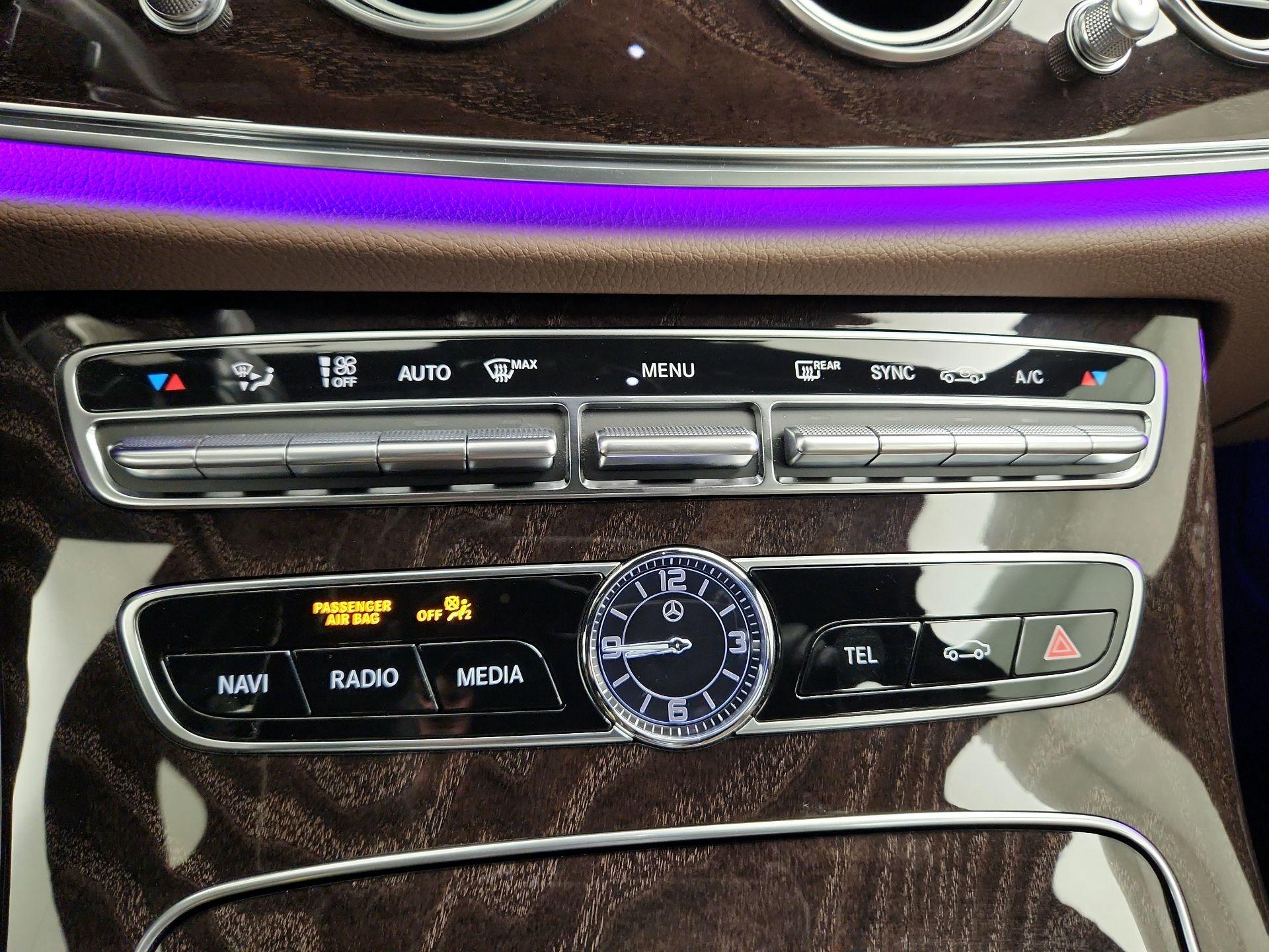 Thumbnail: 2019 Mercedes-Benz E-Class - 15