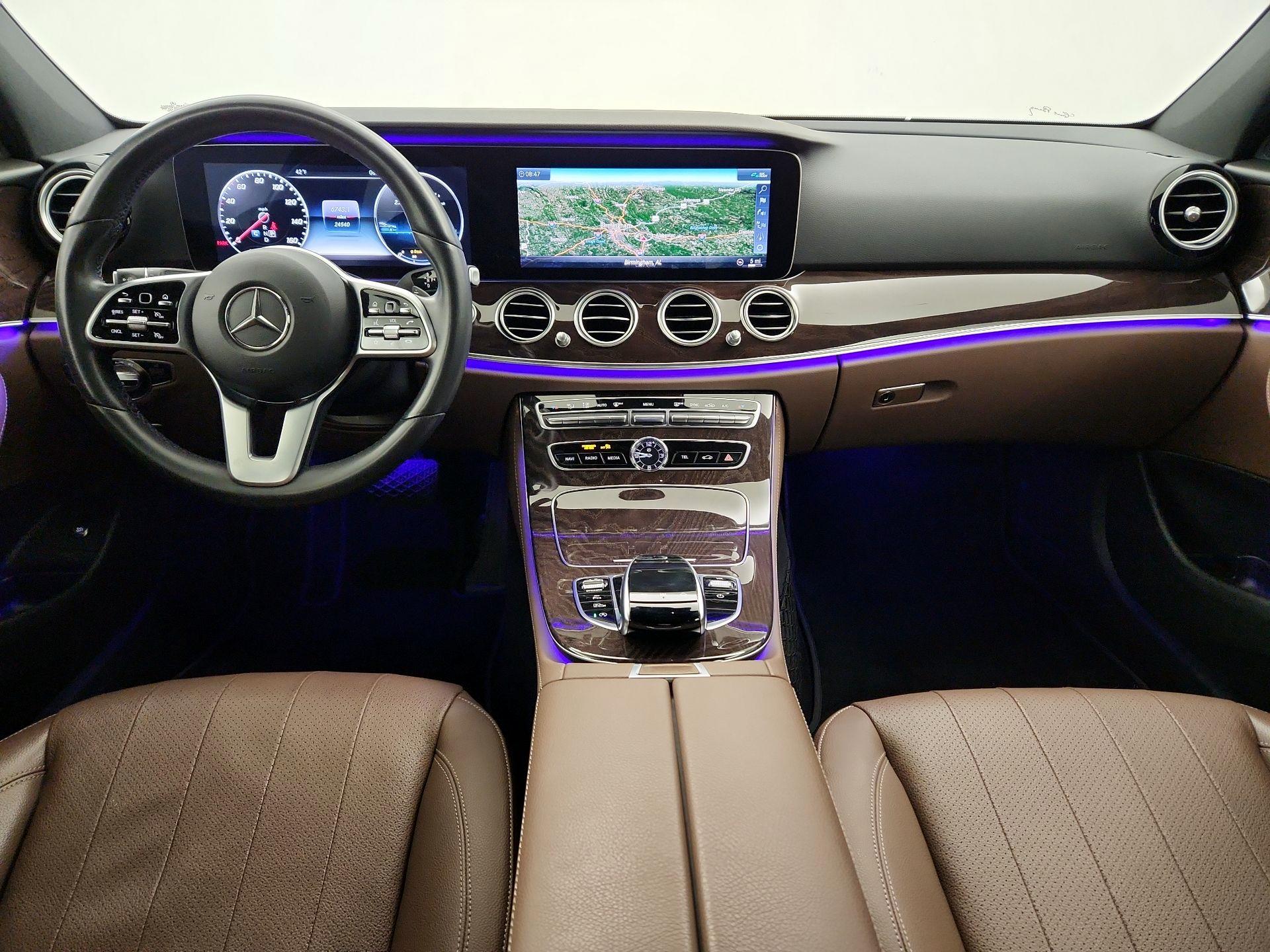 Thumbnail: 2019 Mercedes-Benz E-Class - 8