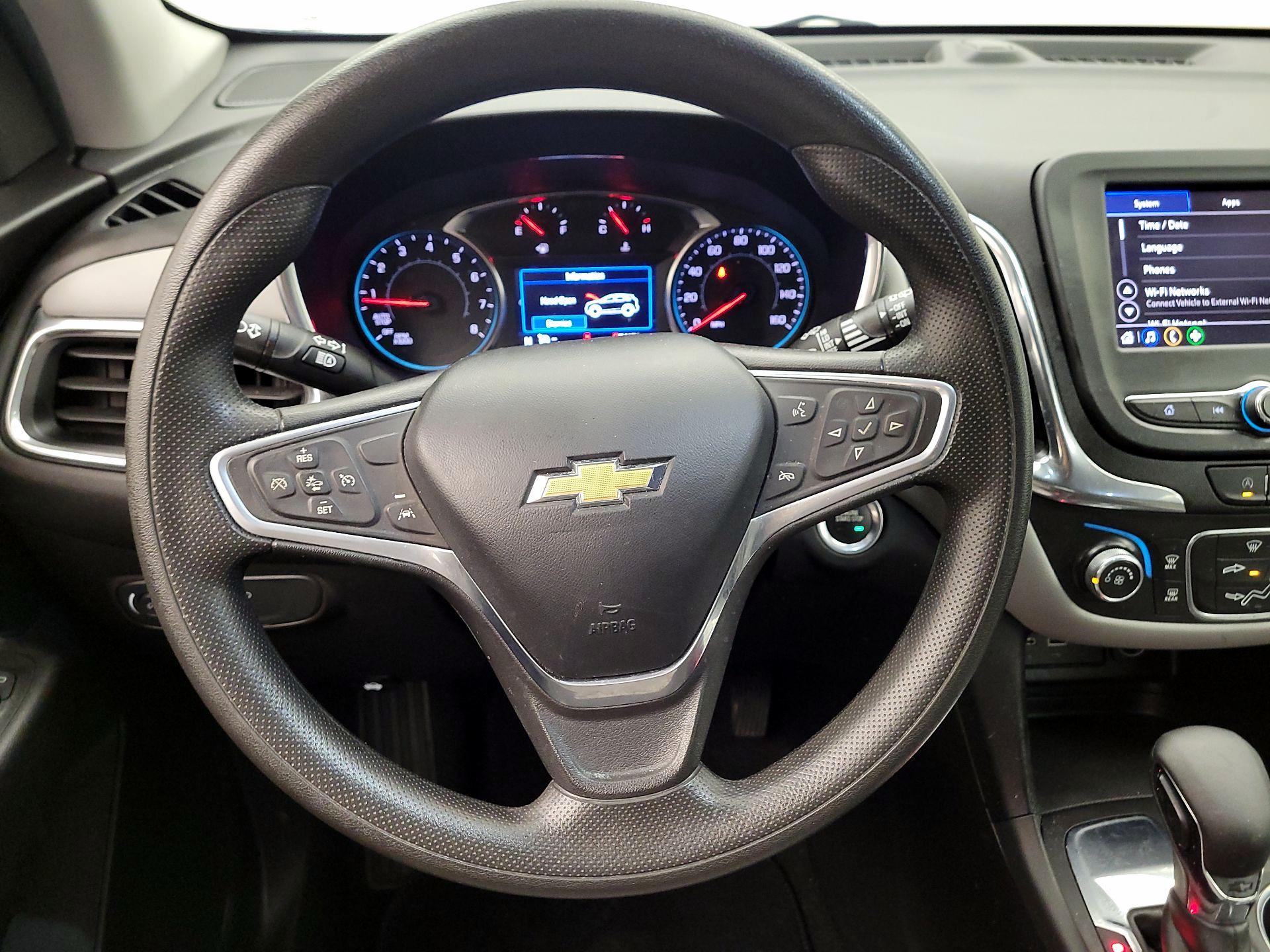 Thumbnail: 2022 Chevrolet Equinox - 10