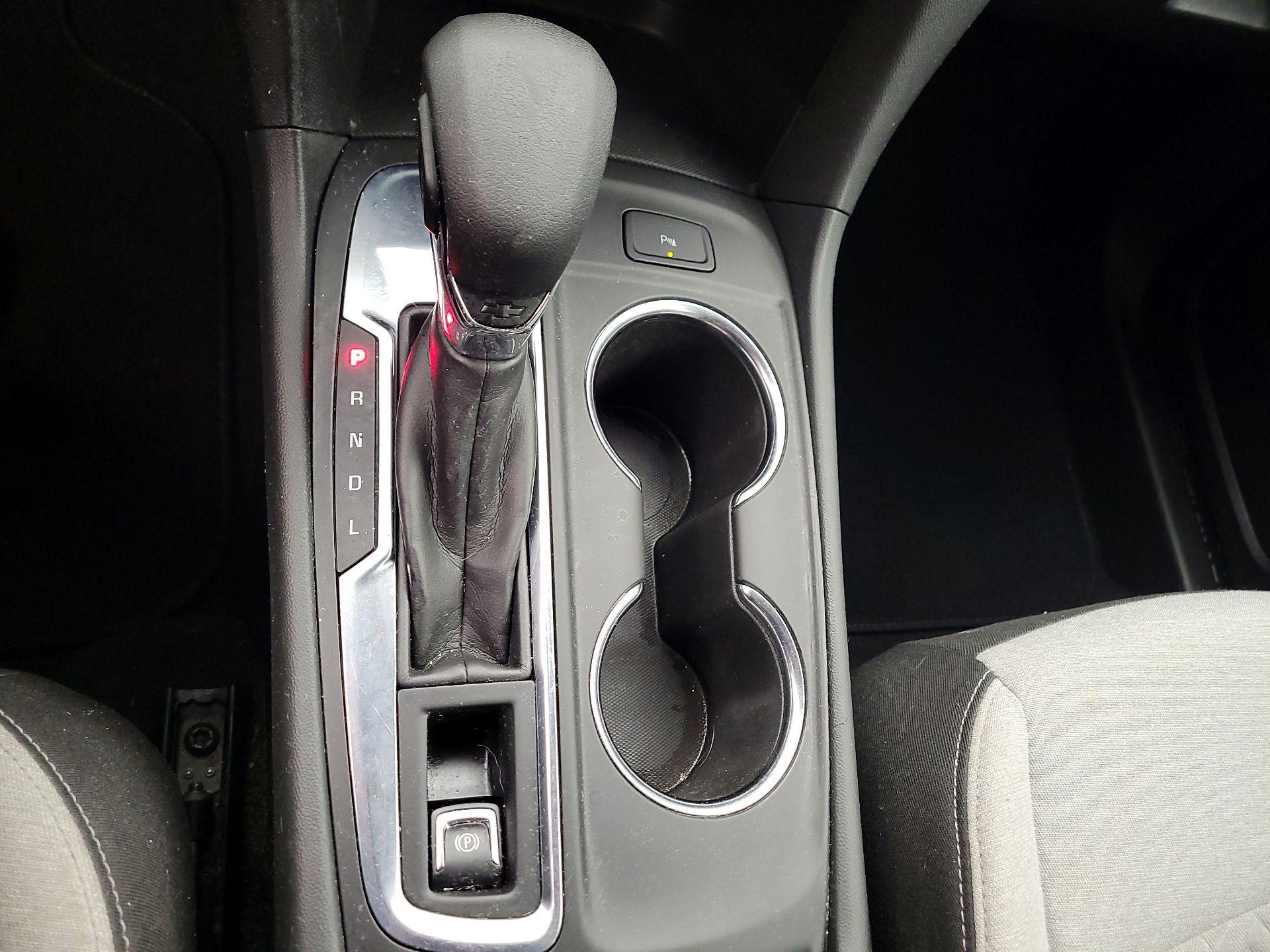 Thumbnail: 2022 Chevrolet Equinox - 15