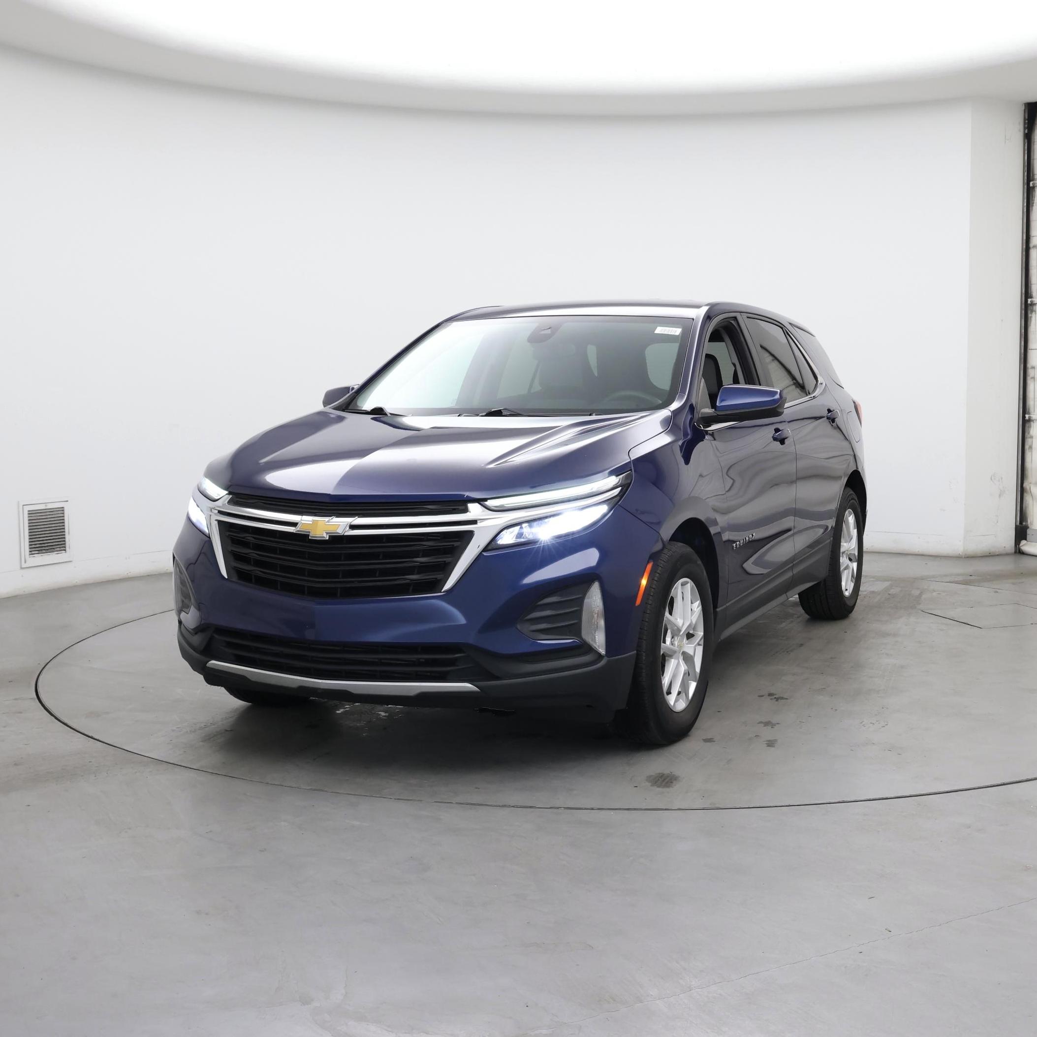 Thumbnail: 2022 Chevrolet Equinox - 4