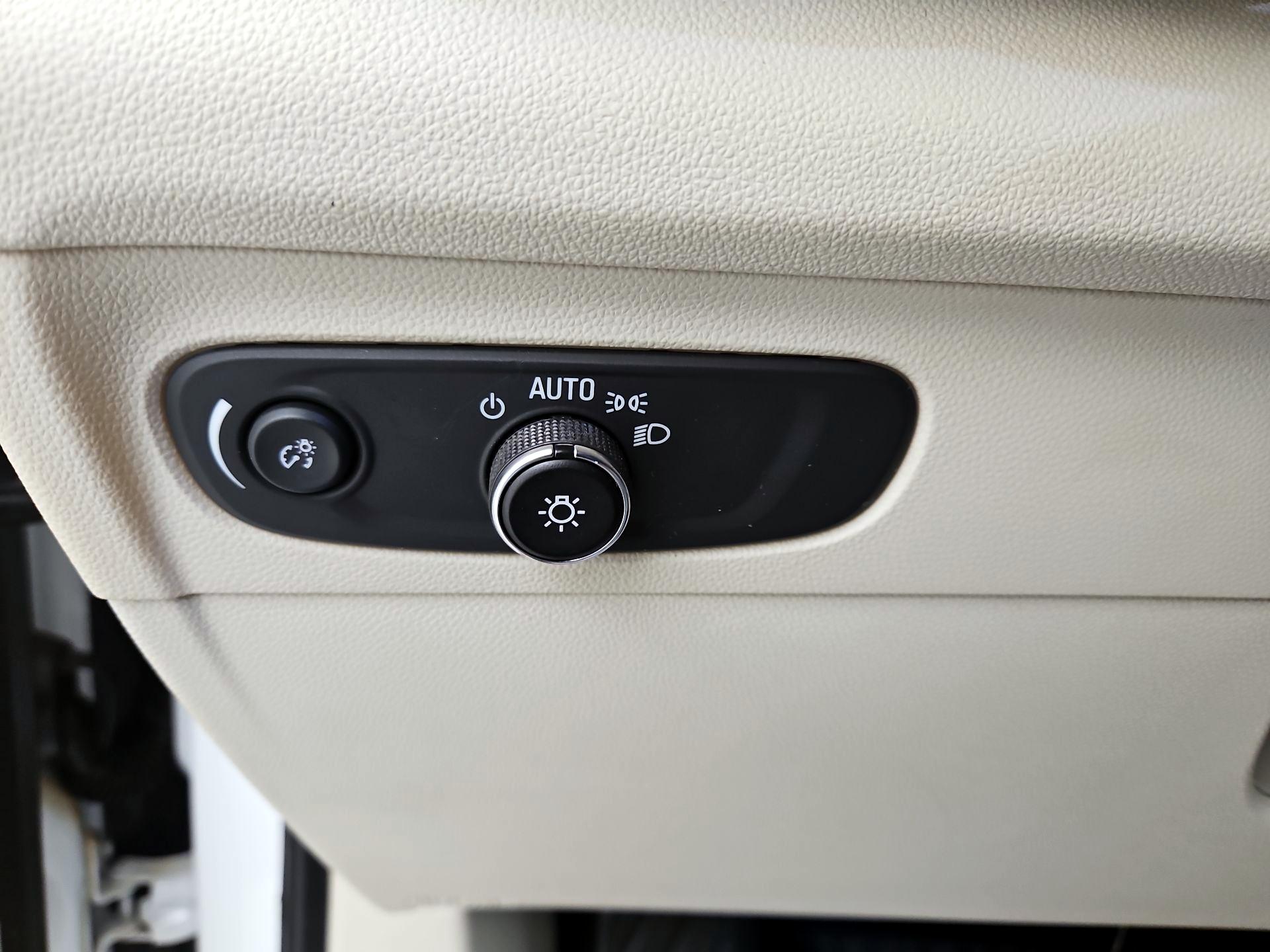 Thumbnail: 2021 Buick Envision - 13