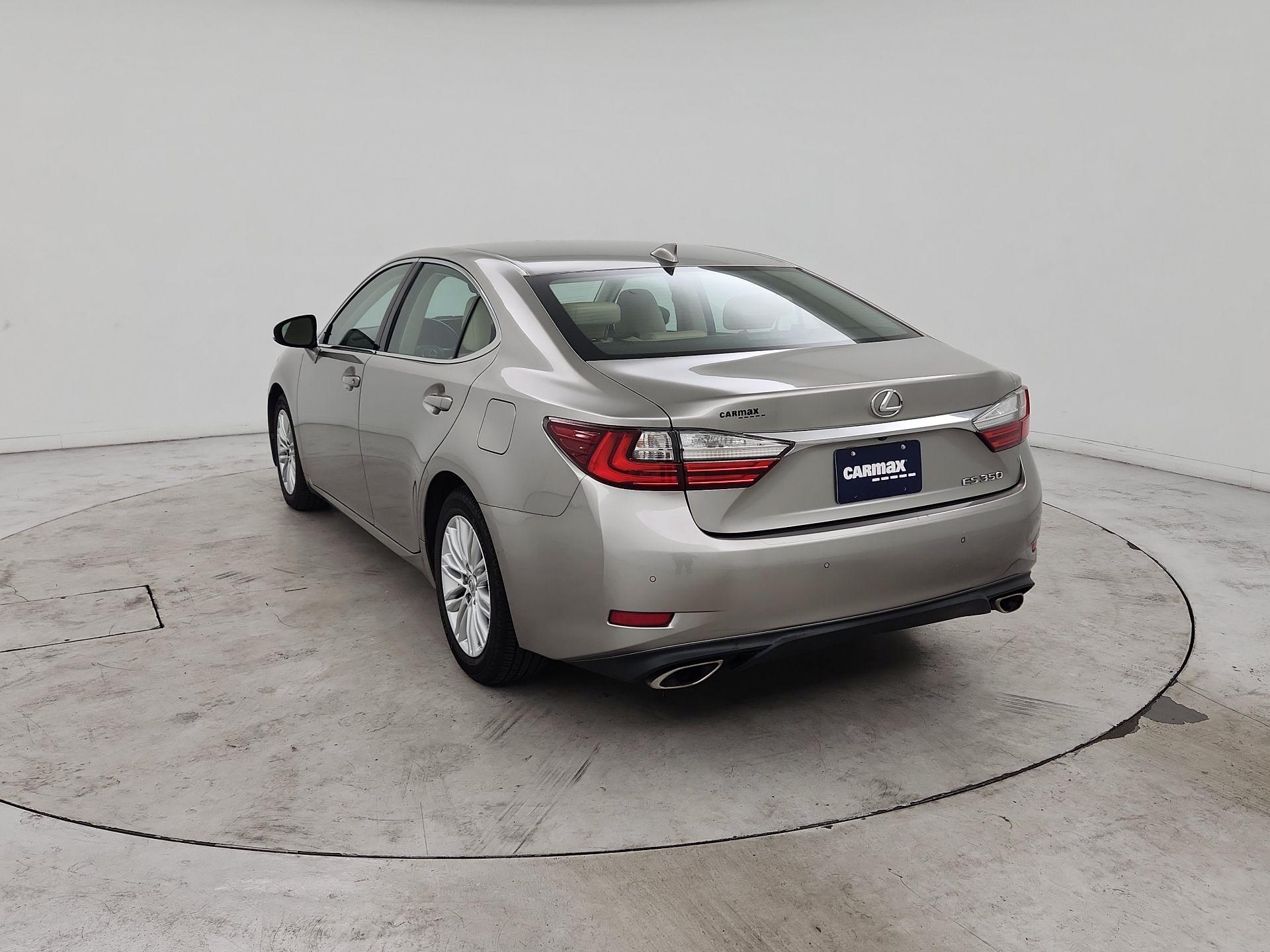 Thumbnail: 2016 Lexus ES - 7