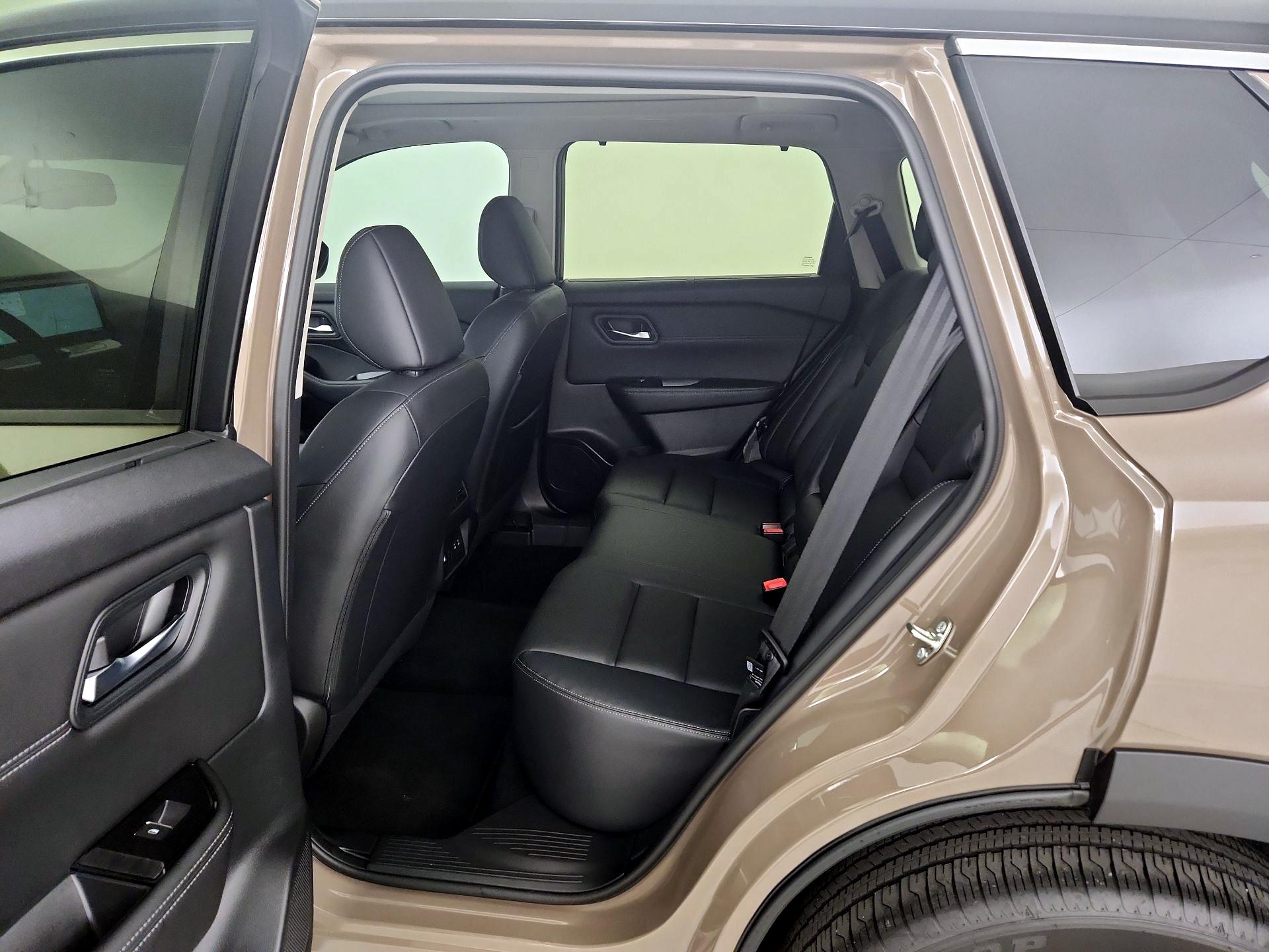 Thumbnail: 2025 Nissan Rogue - 19