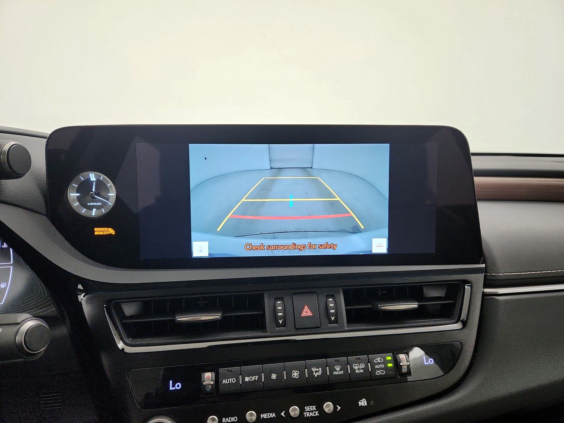 Thumbnail: 2025 Lexus ES - 12